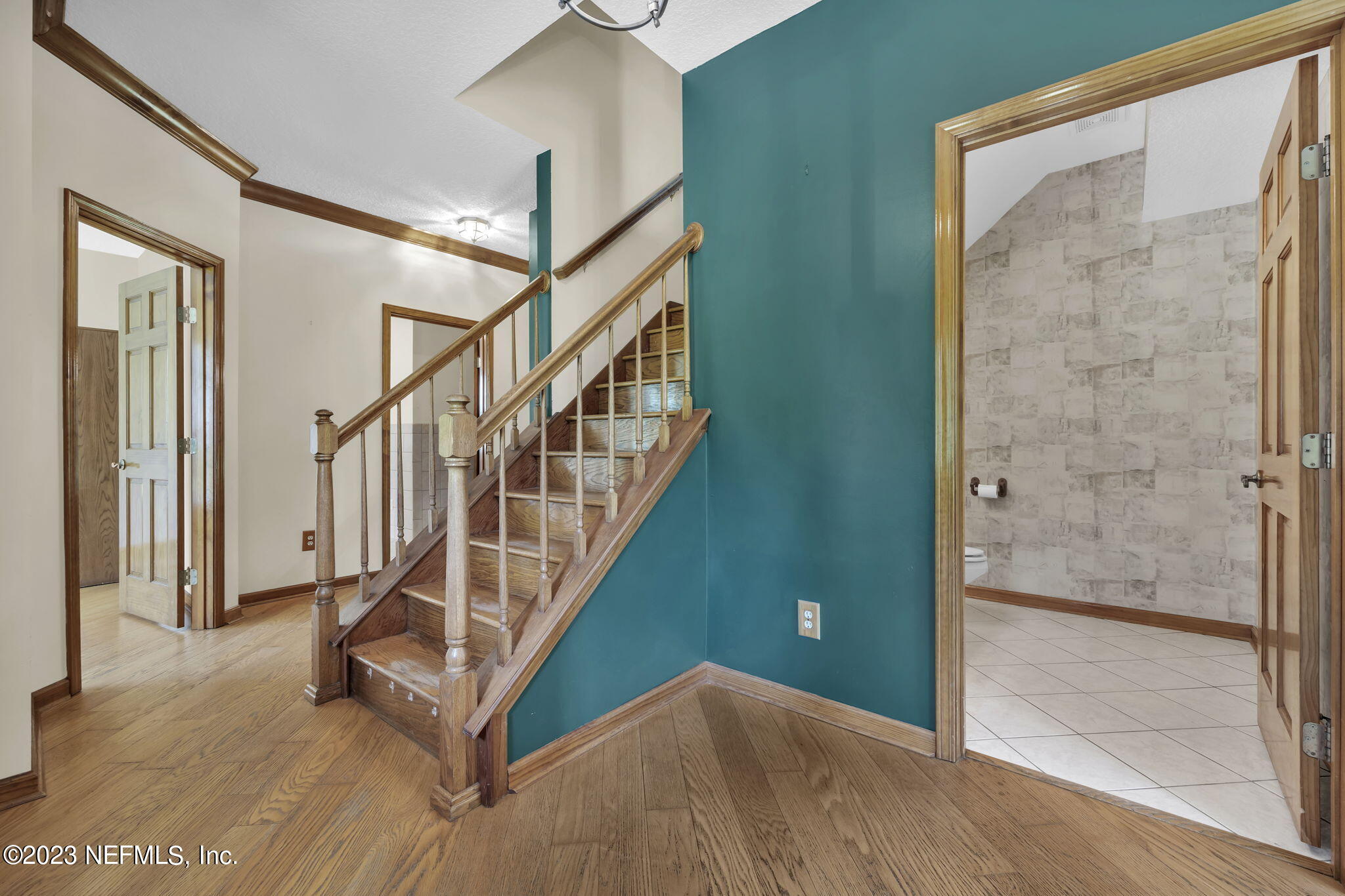 1387 LEE Road