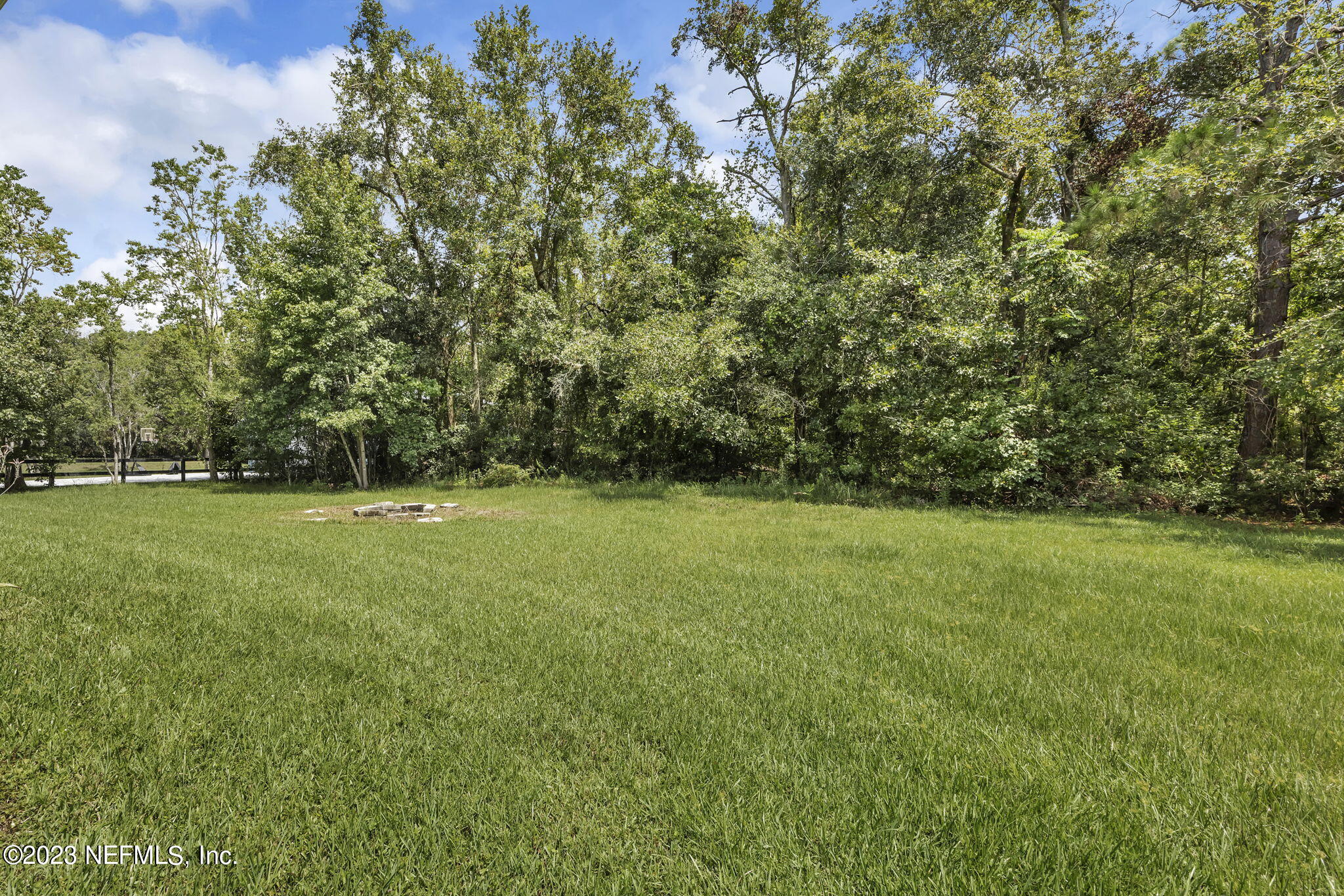 1387 LEE Road
