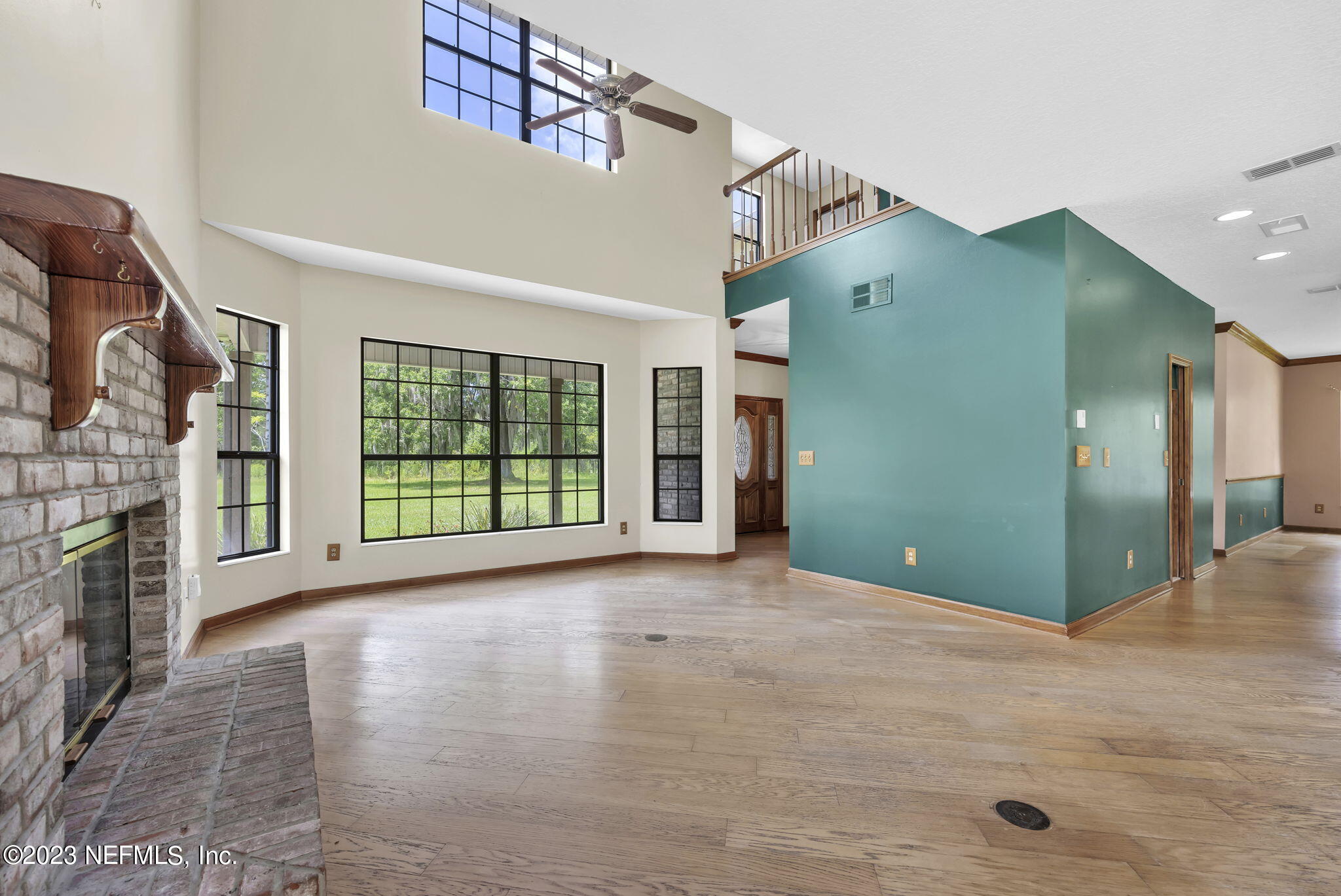 1387 LEE Road