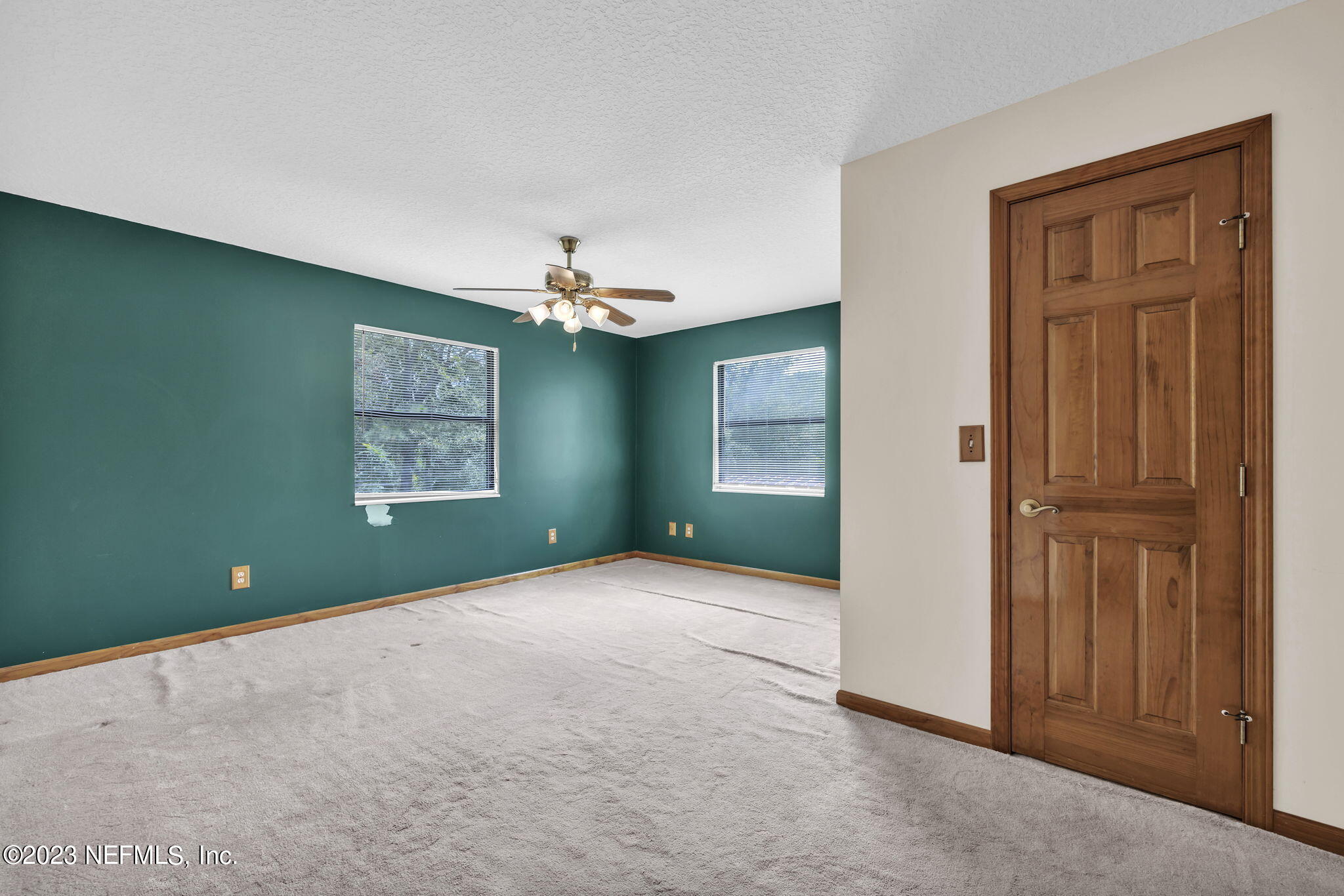 1387 LEE Road