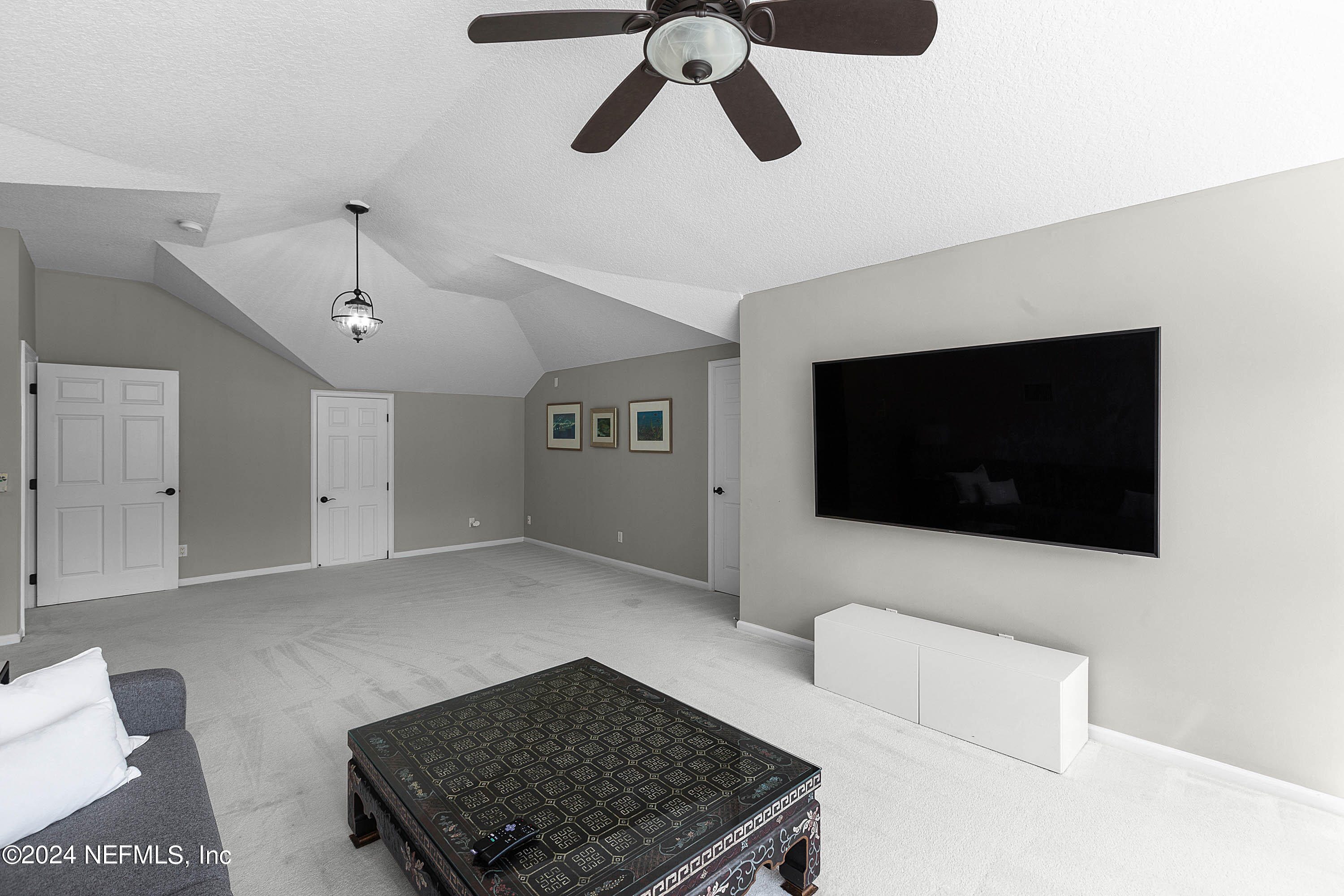 9975 VINEYARD LAKE Road E