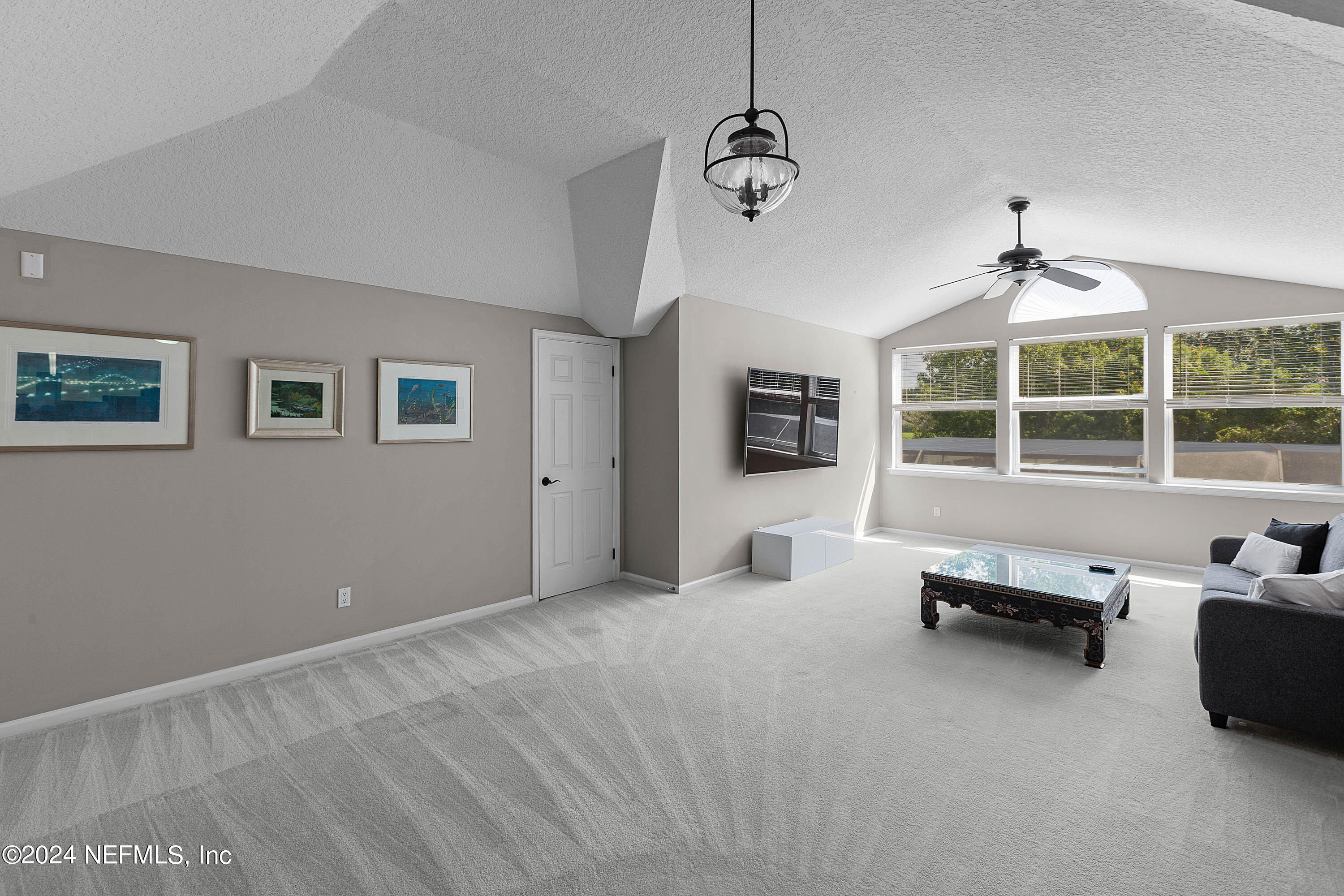 9975 VINEYARD LAKE Road E