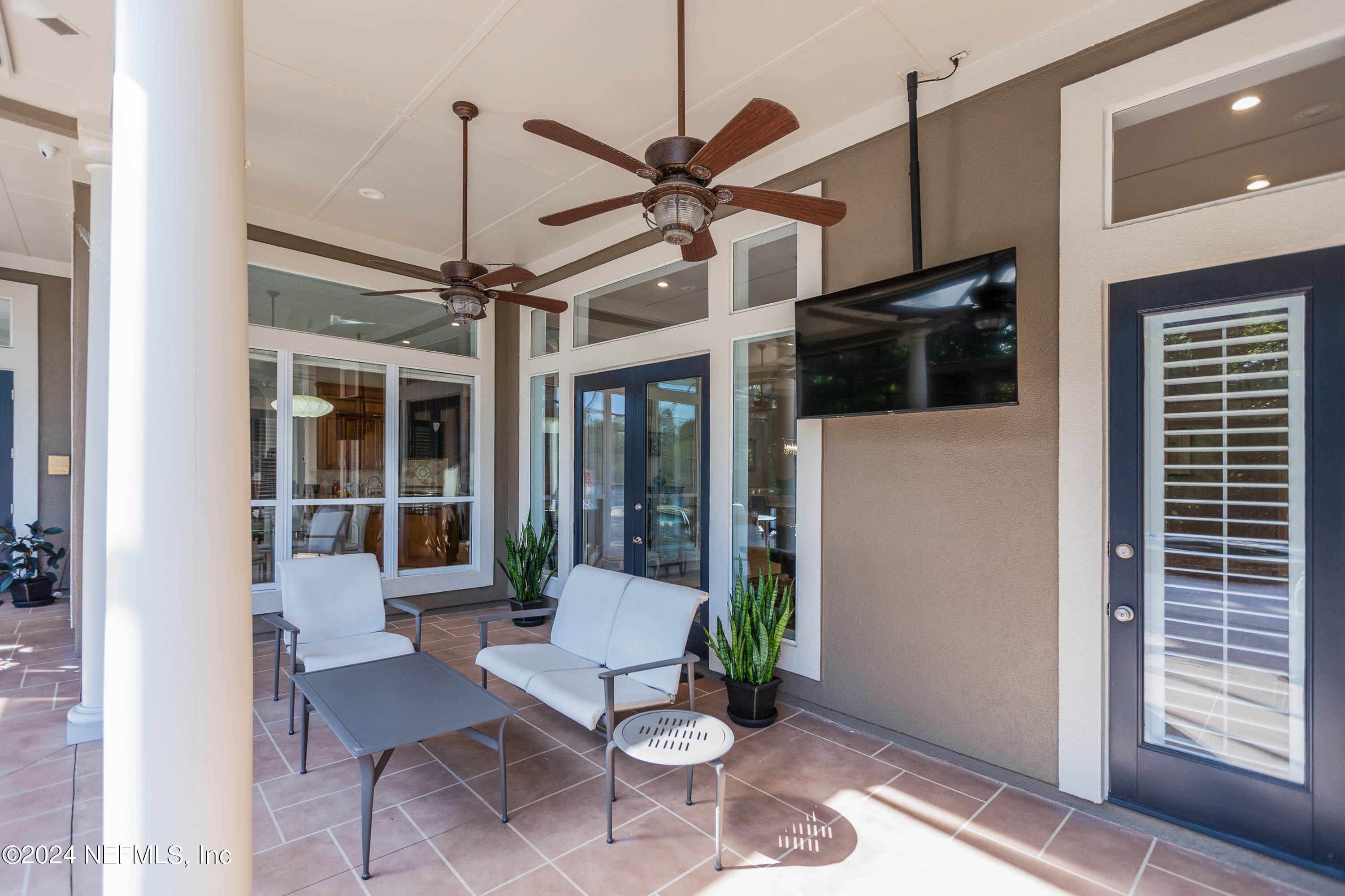 9975 VINEYARD LAKE Road E