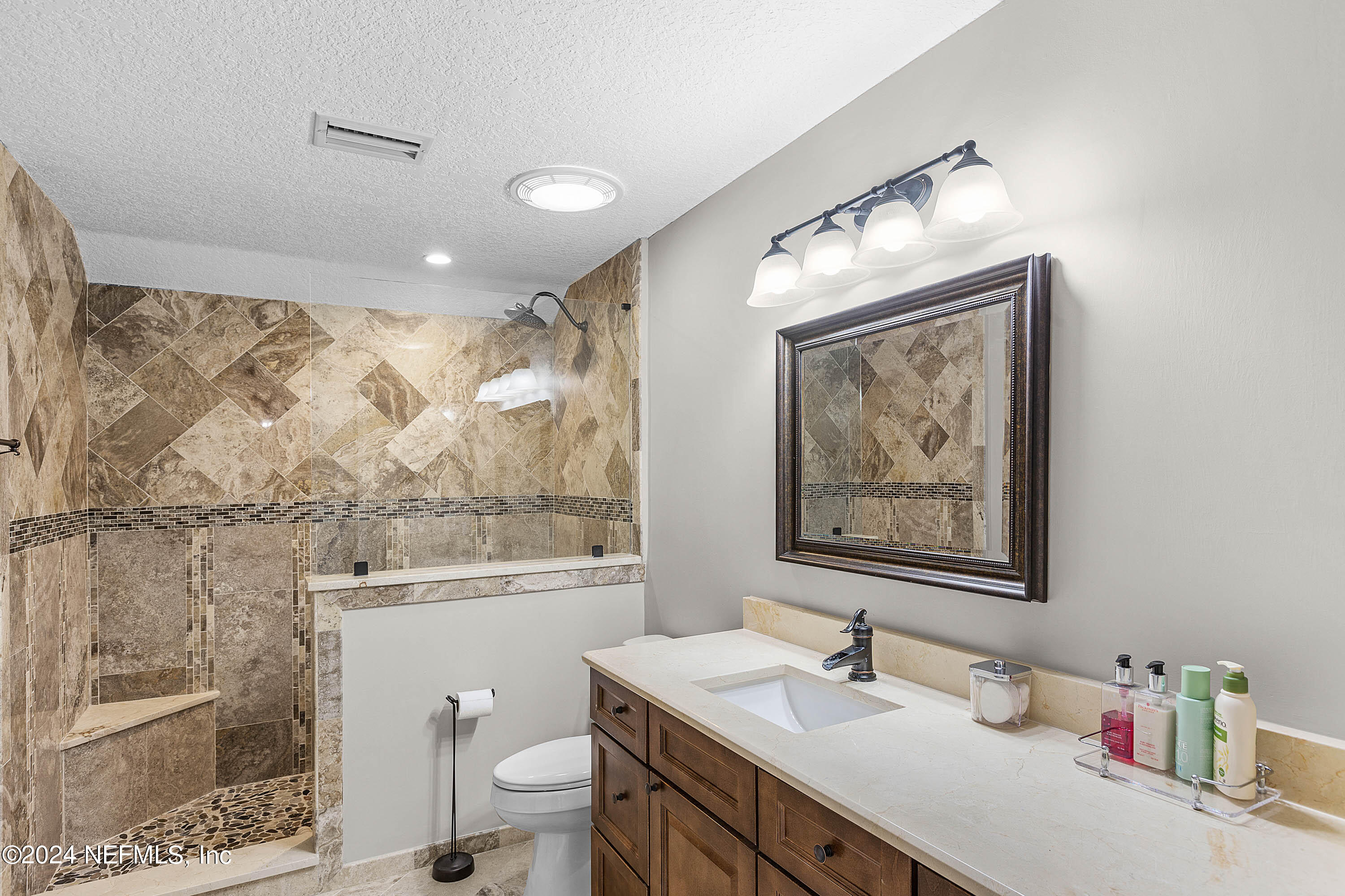 9975 VINEYARD LAKE Road E