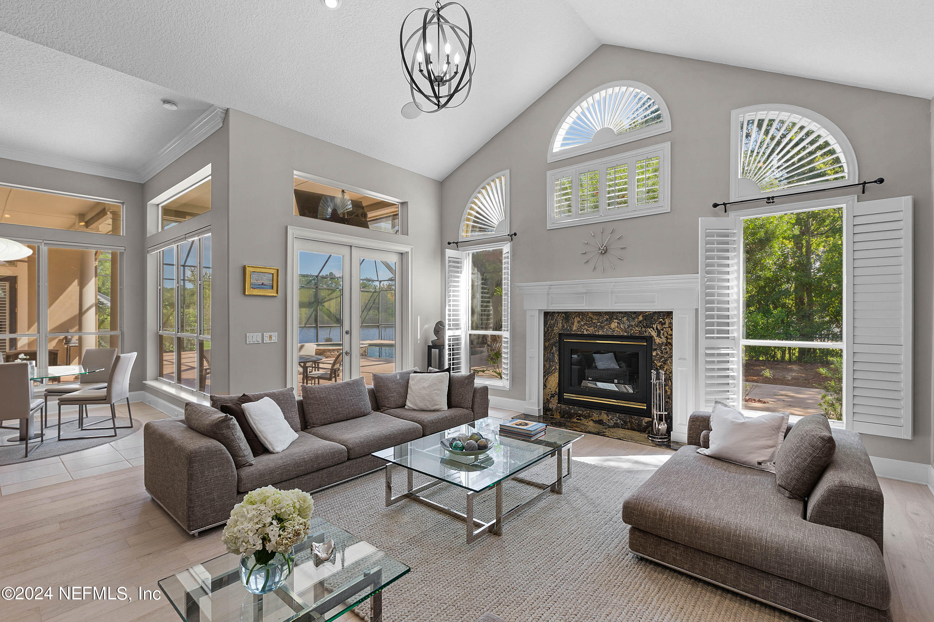 9975 VINEYARD LAKE Road E