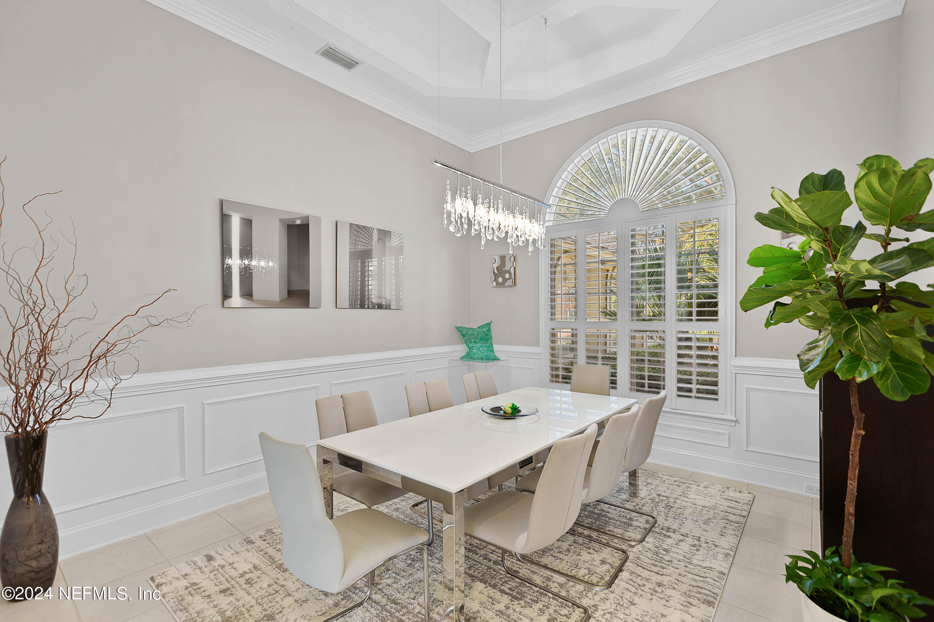 9975 VINEYARD LAKE Road E