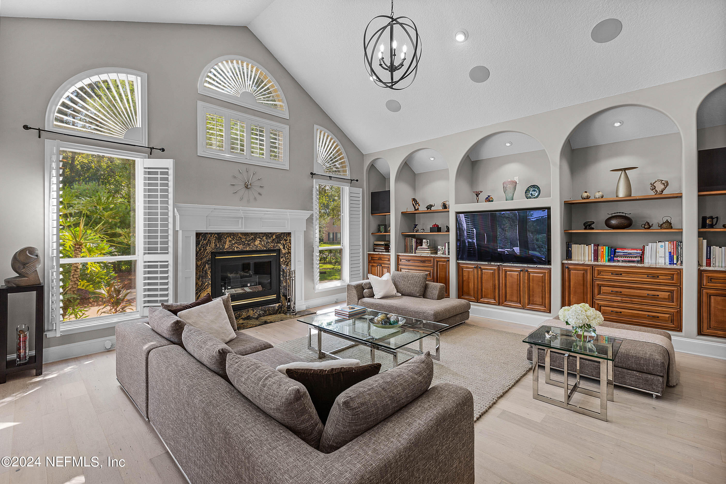 9975 VINEYARD LAKE Road E