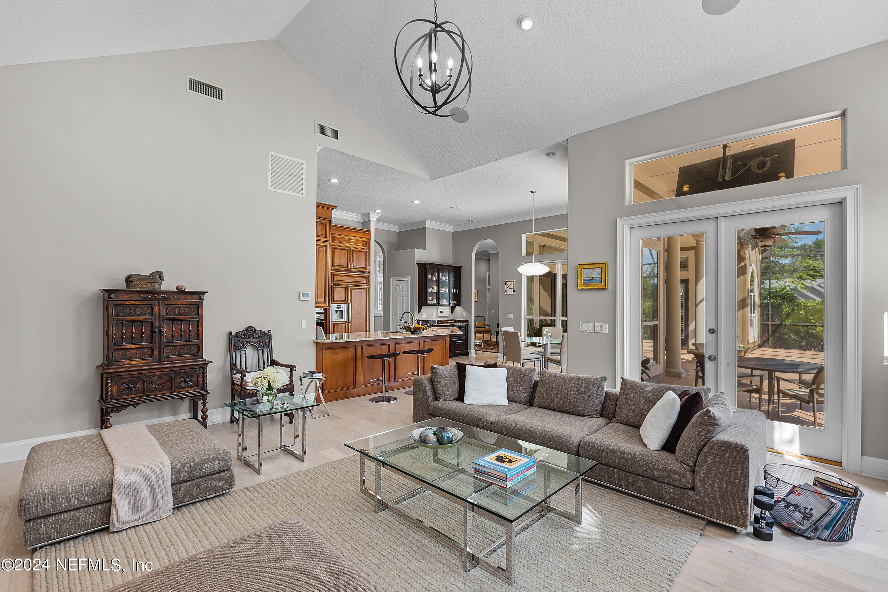 9975 VINEYARD LAKE Road E