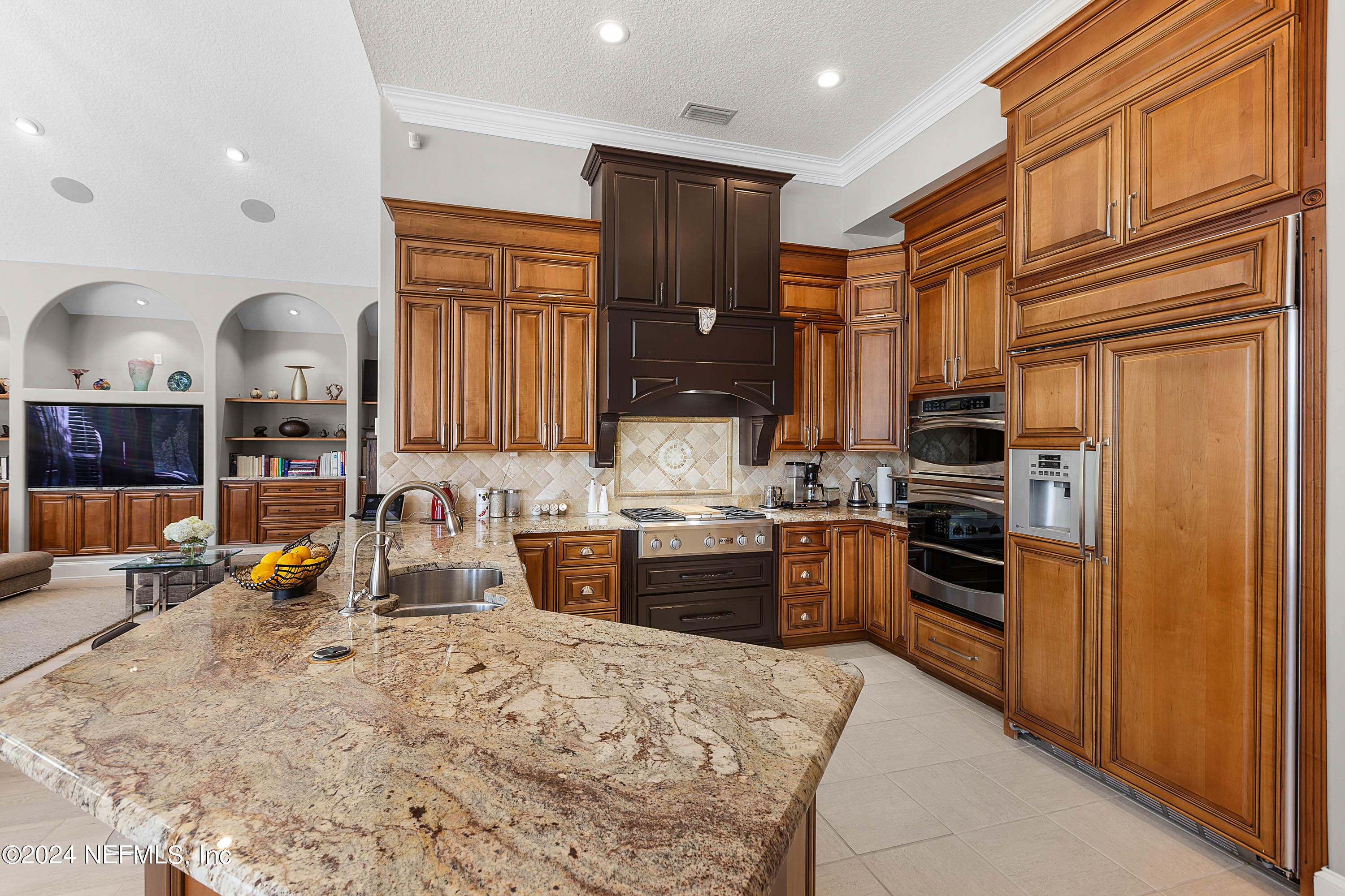 9975 VINEYARD LAKE Road E