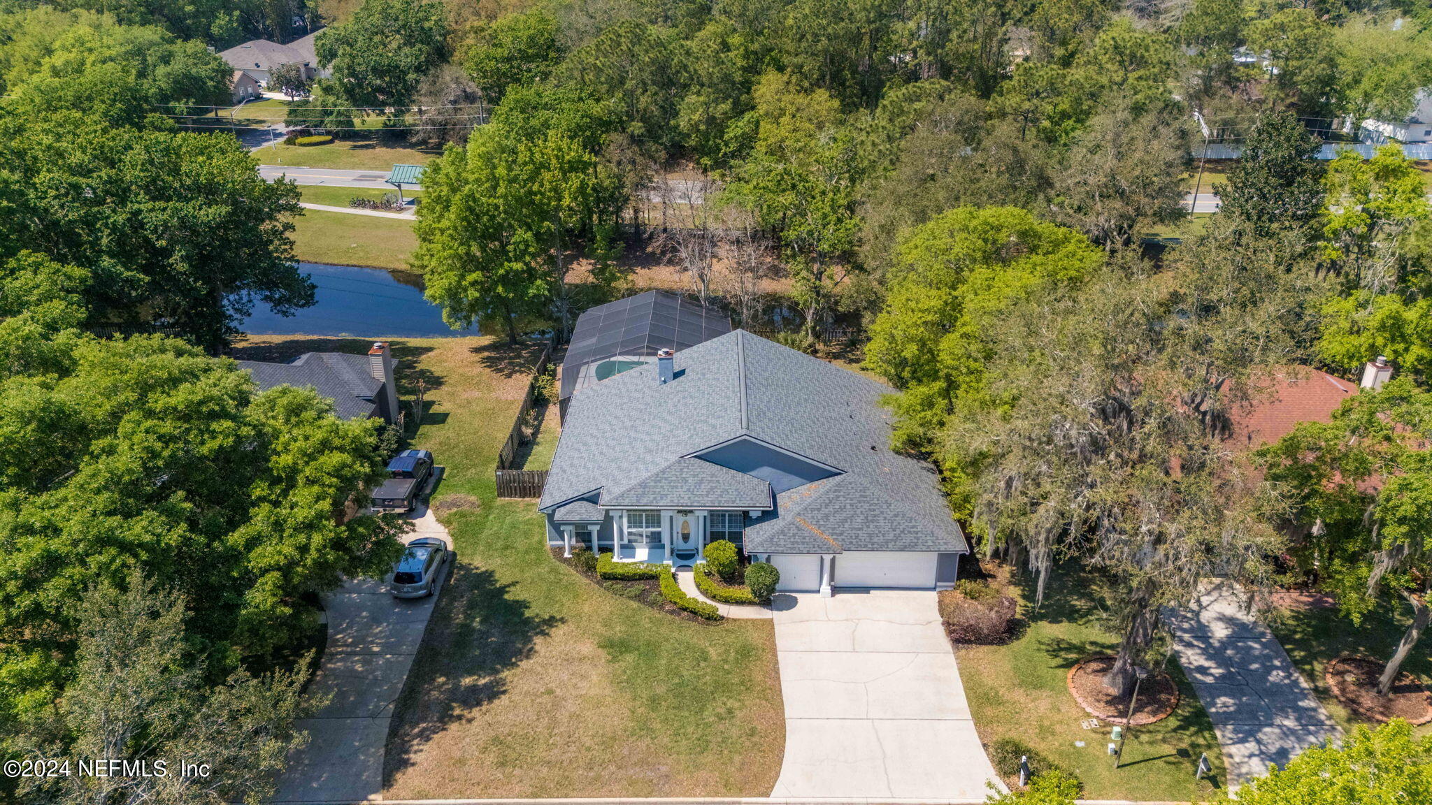 609 PINELAND Lane