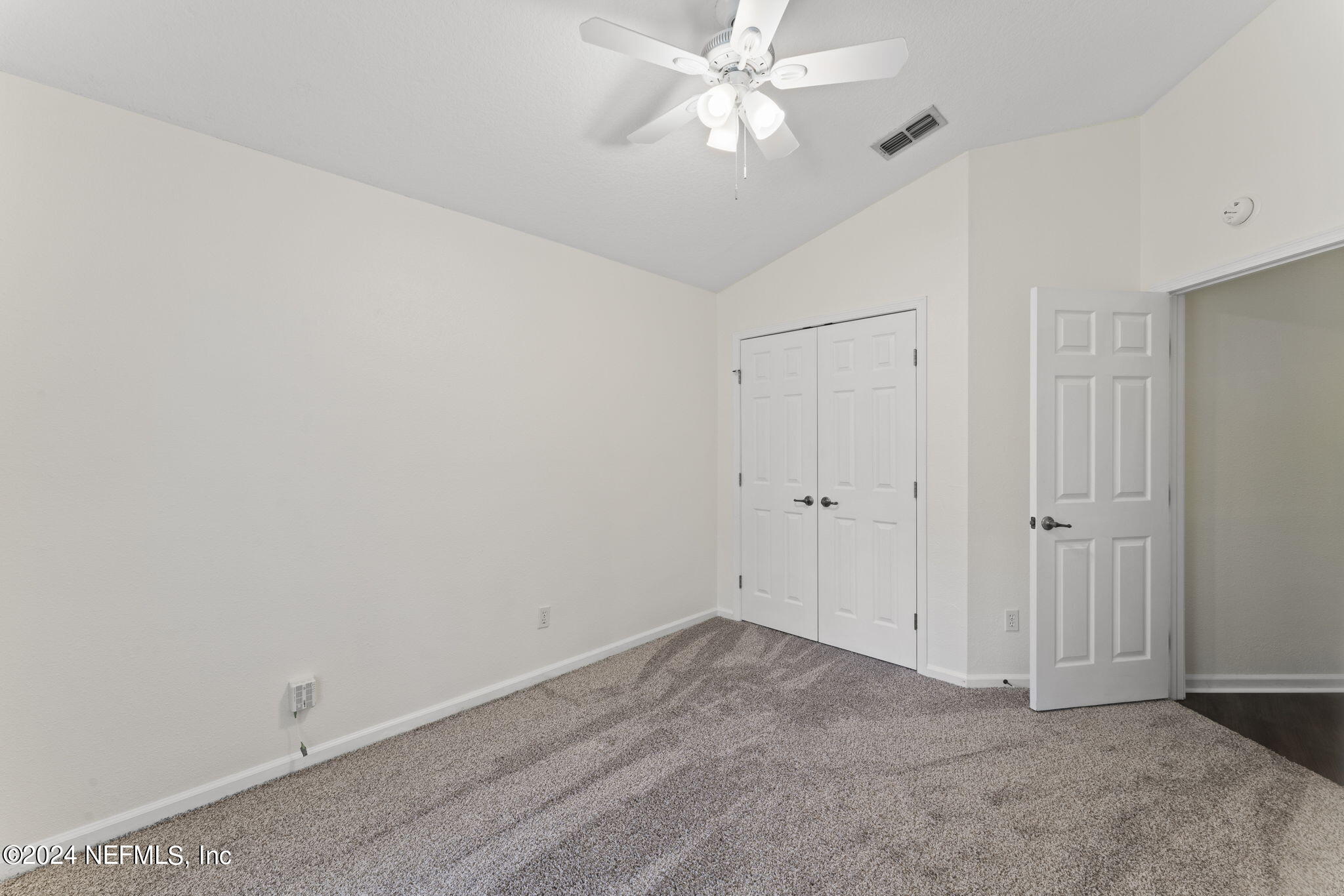 609 PINELAND Lane