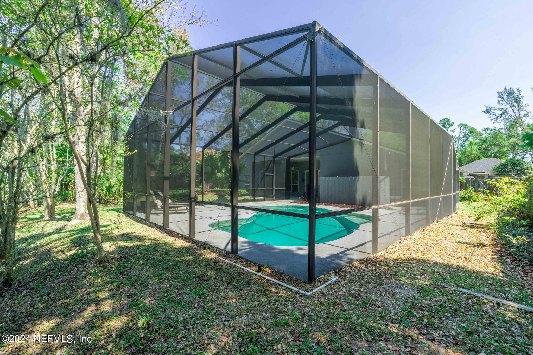 609 PINELAND Lane