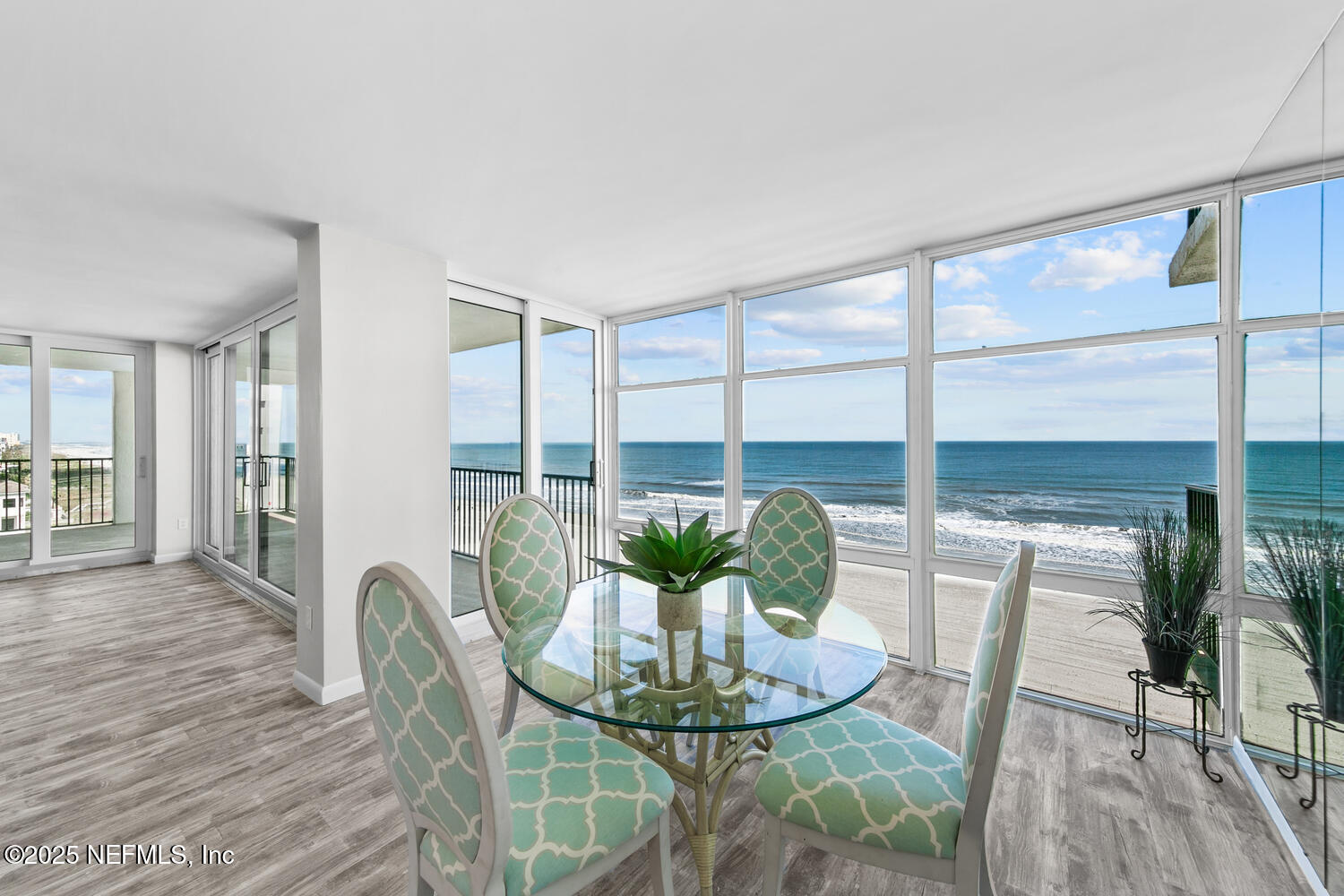 1301 S 1ST Street, 701