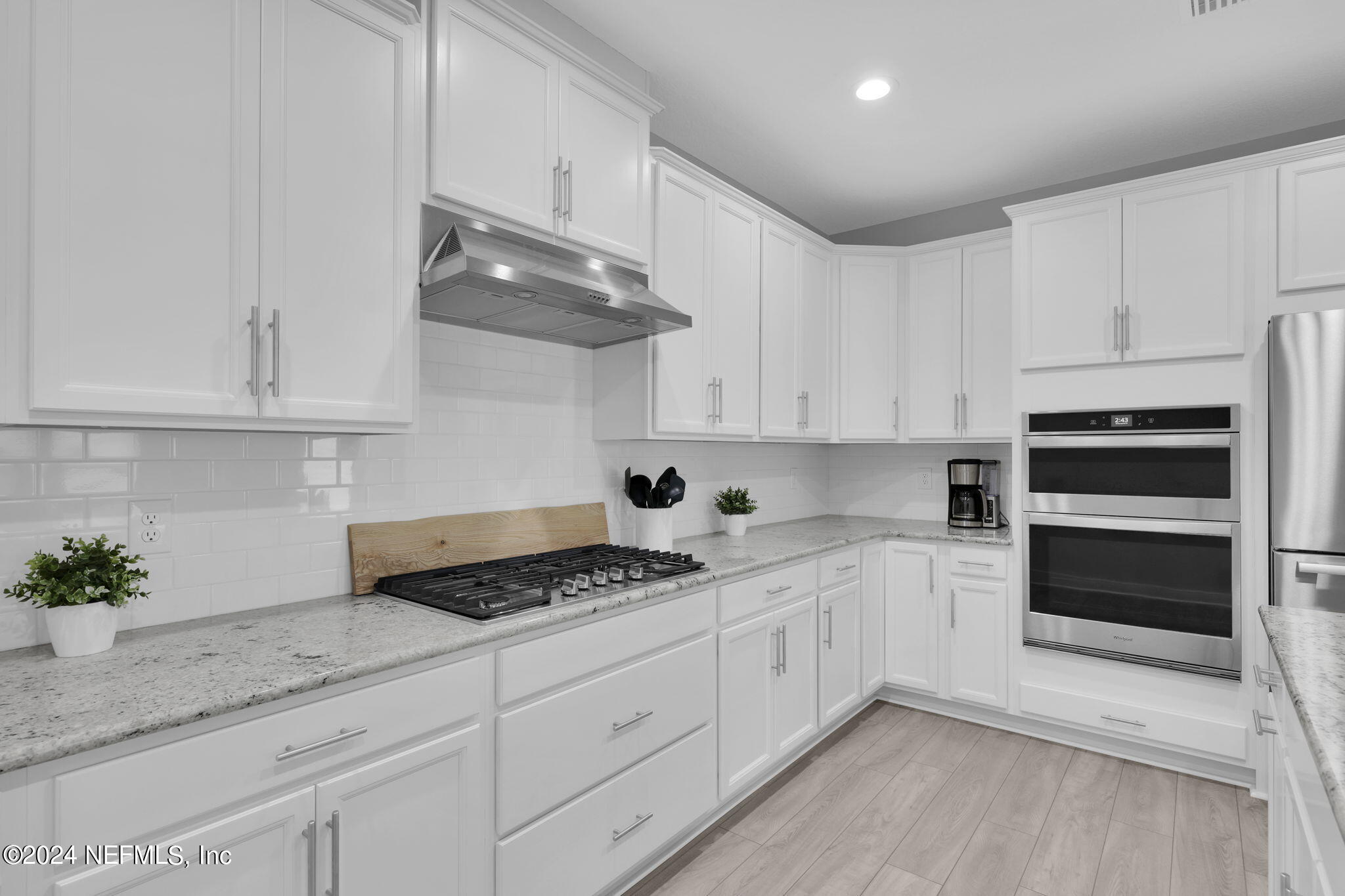 9891 FILAMENT Boulevard
