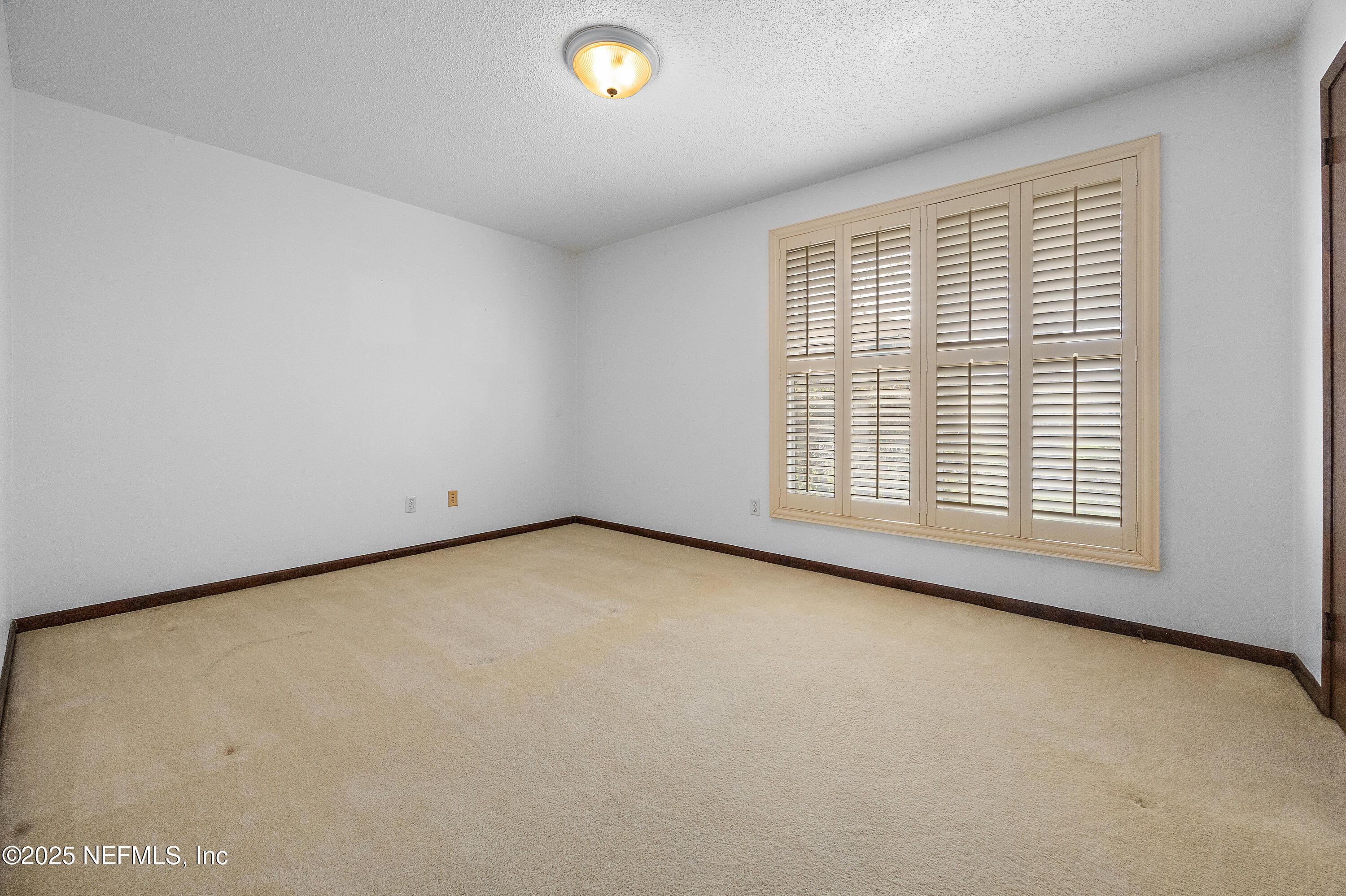 4263 TIDEVIEW Drive