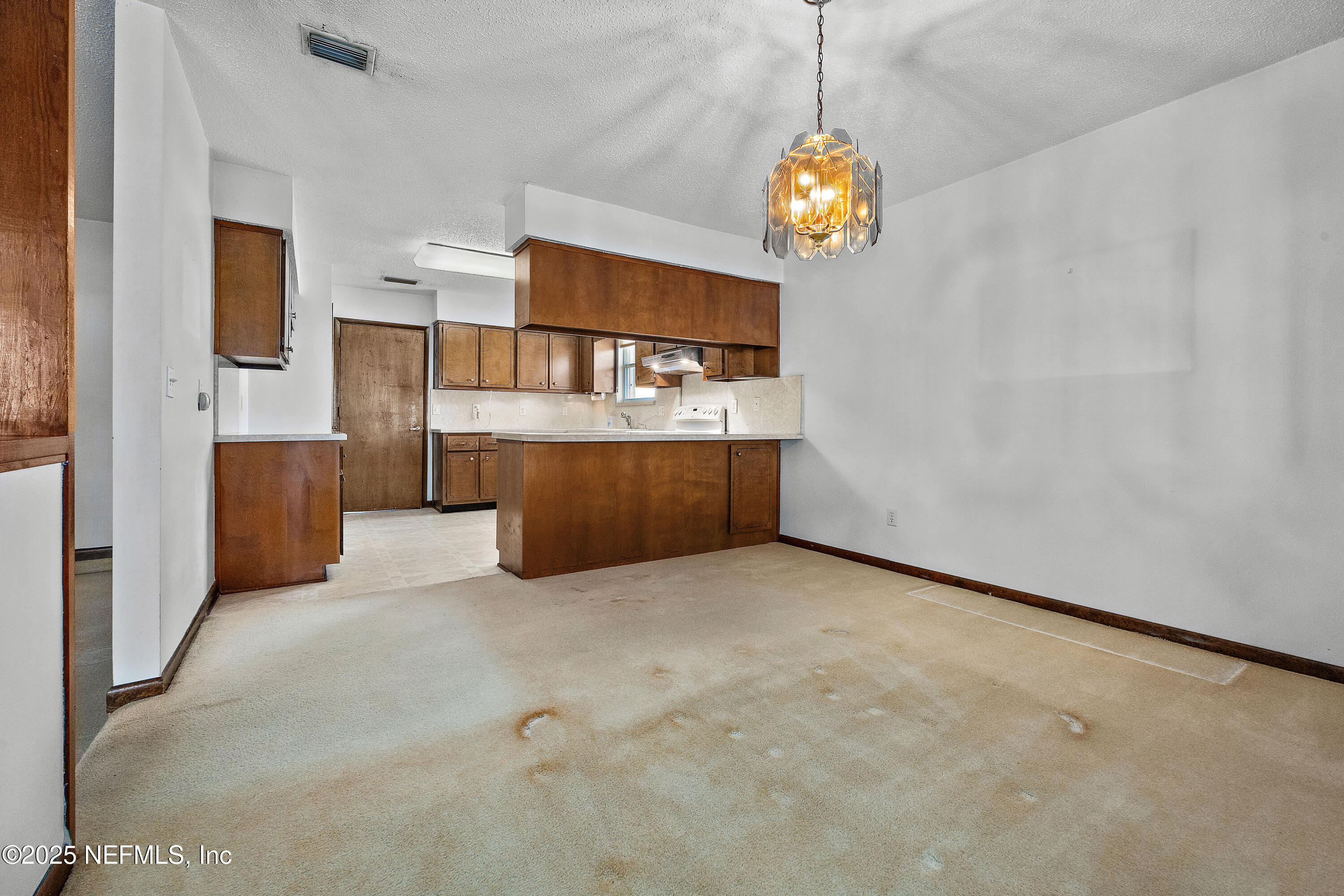 4263 TIDEVIEW Drive