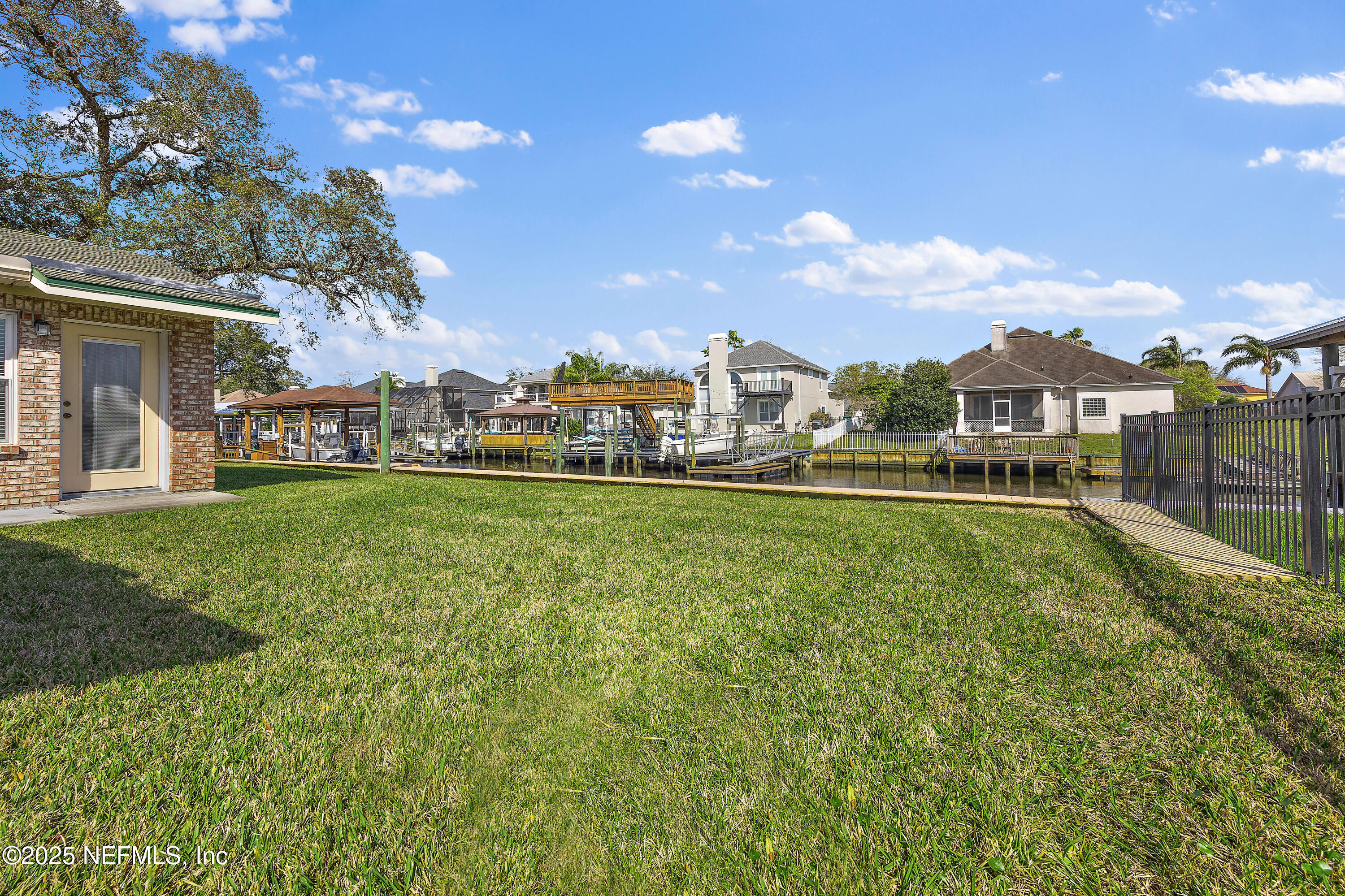 4263 TIDEVIEW Drive