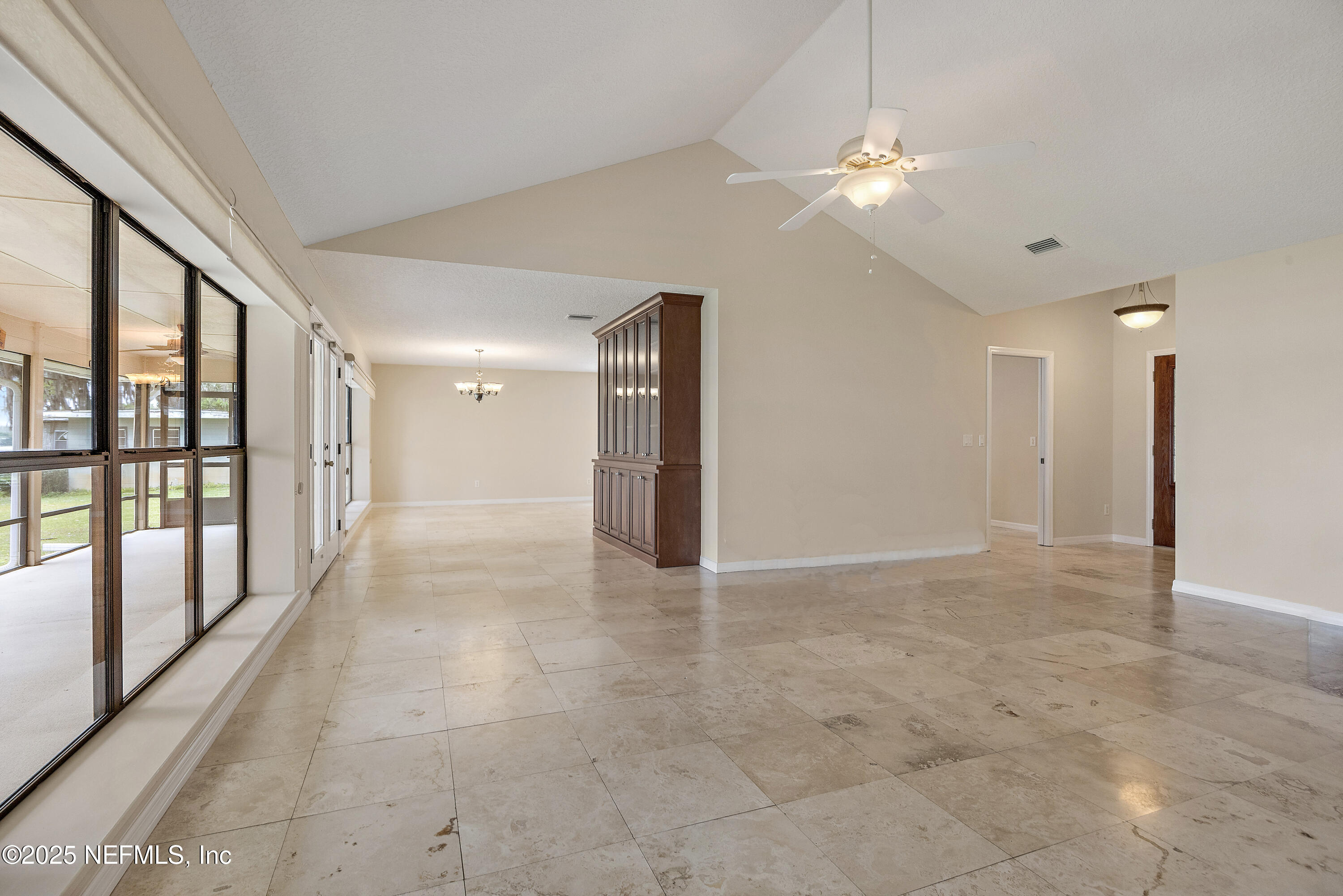 343 E BUFFALO BLUFF Road
