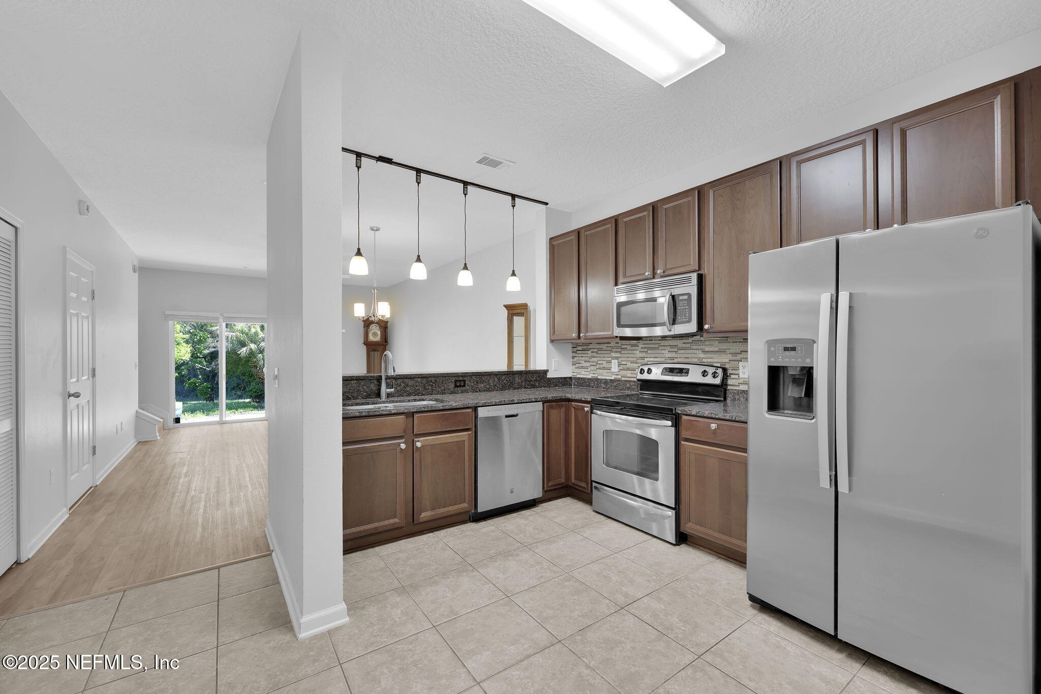 184 LEESE Drive, St. Johns