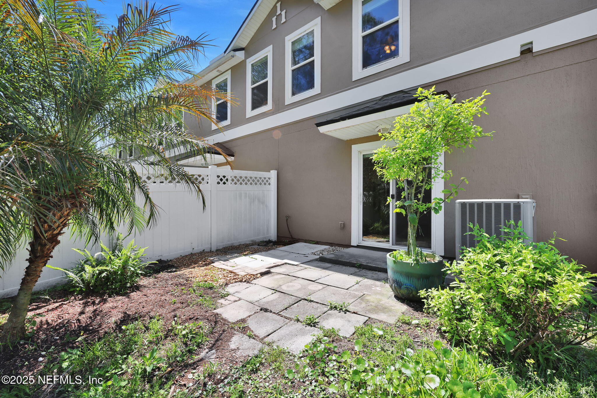 184 LEESE Drive, St. Johns