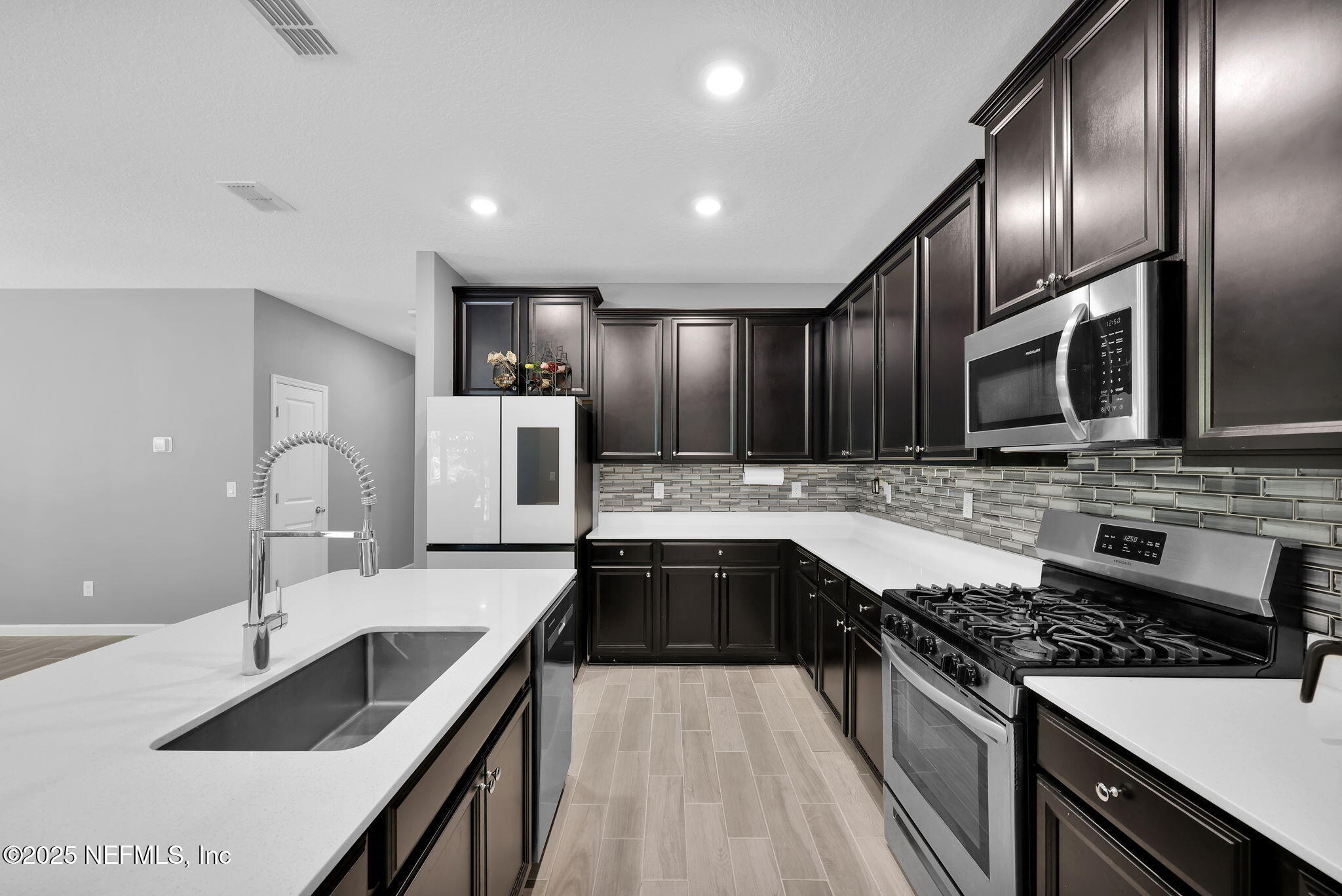 202 PURUS Way