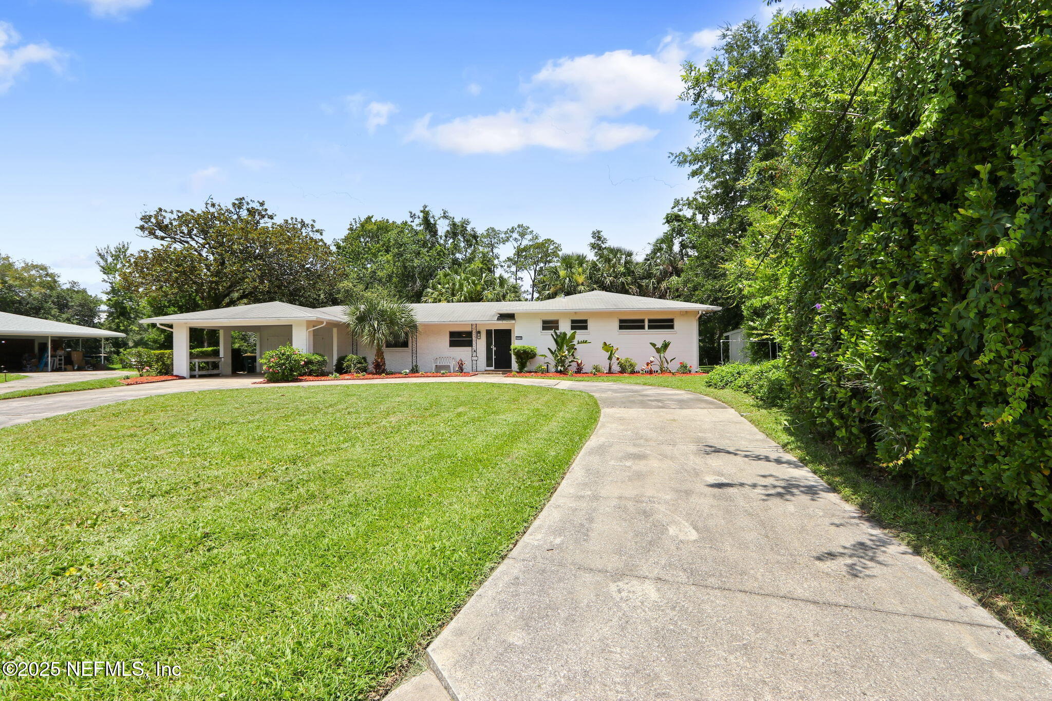 4218 KINGS Court