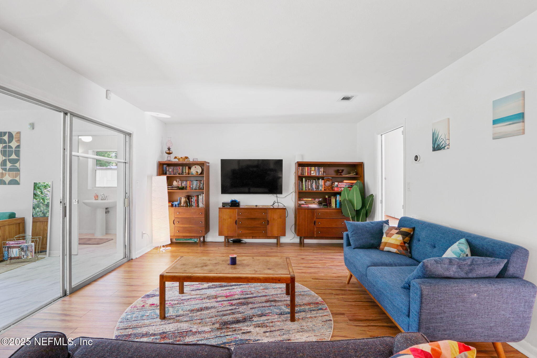 4218 KINGS Court