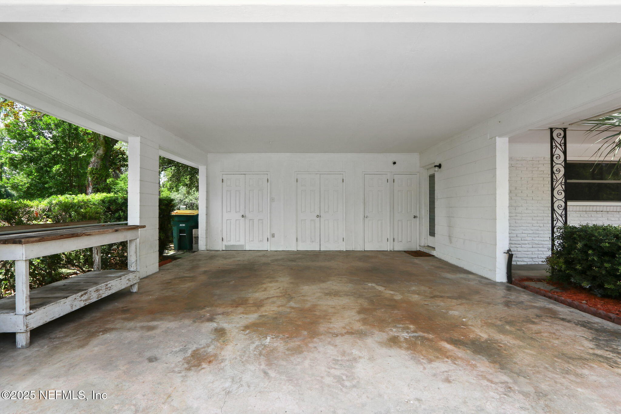 4218 KINGS Court