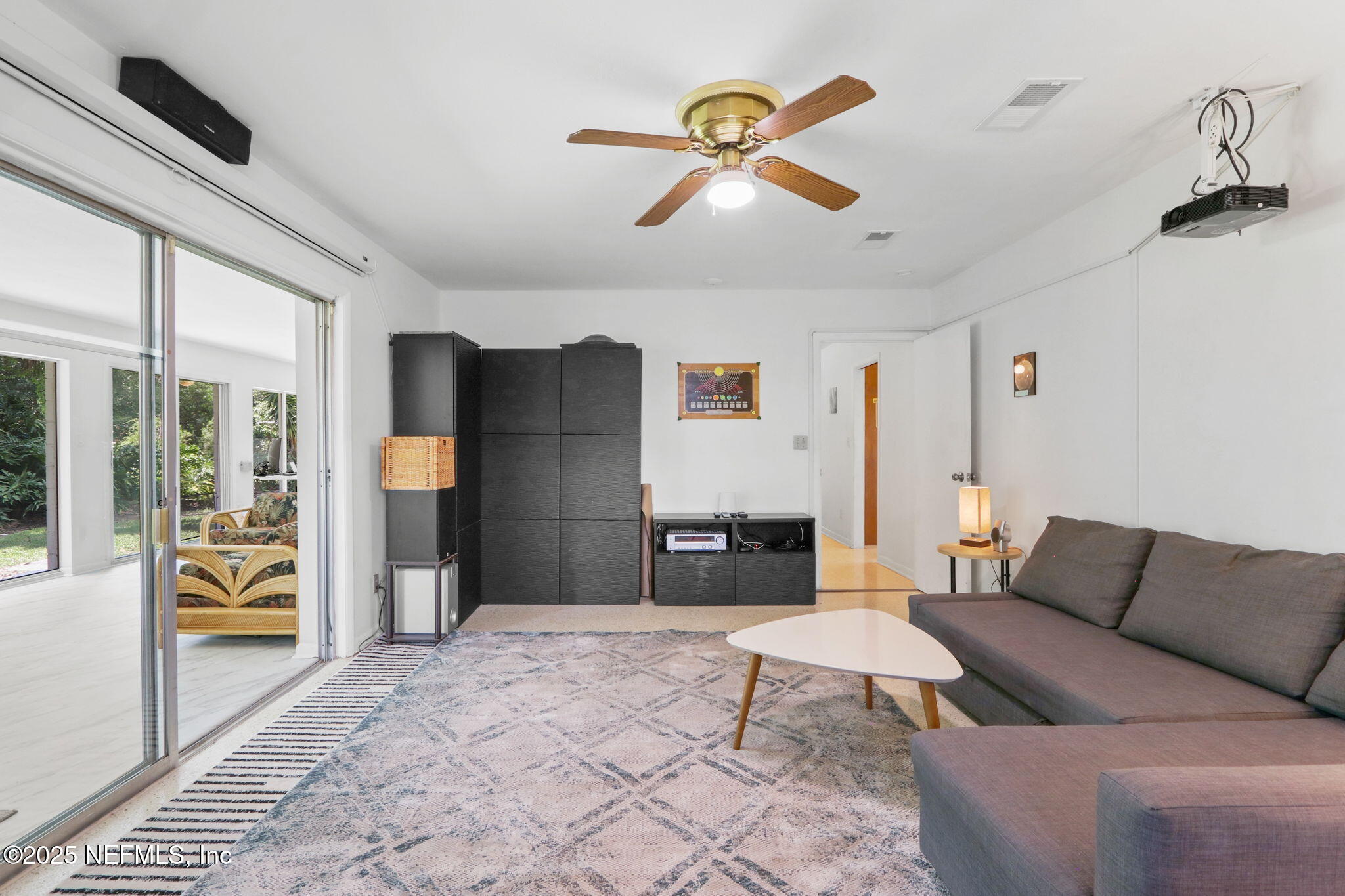 4218 KINGS Court