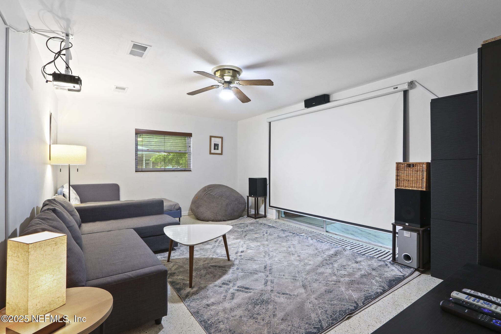 4218 KINGS Court