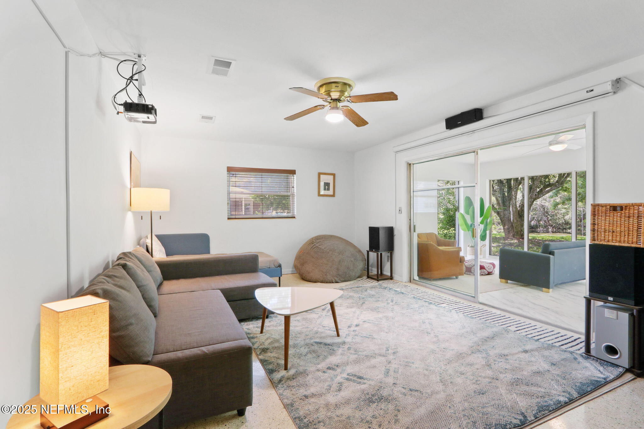 4218 KINGS Court