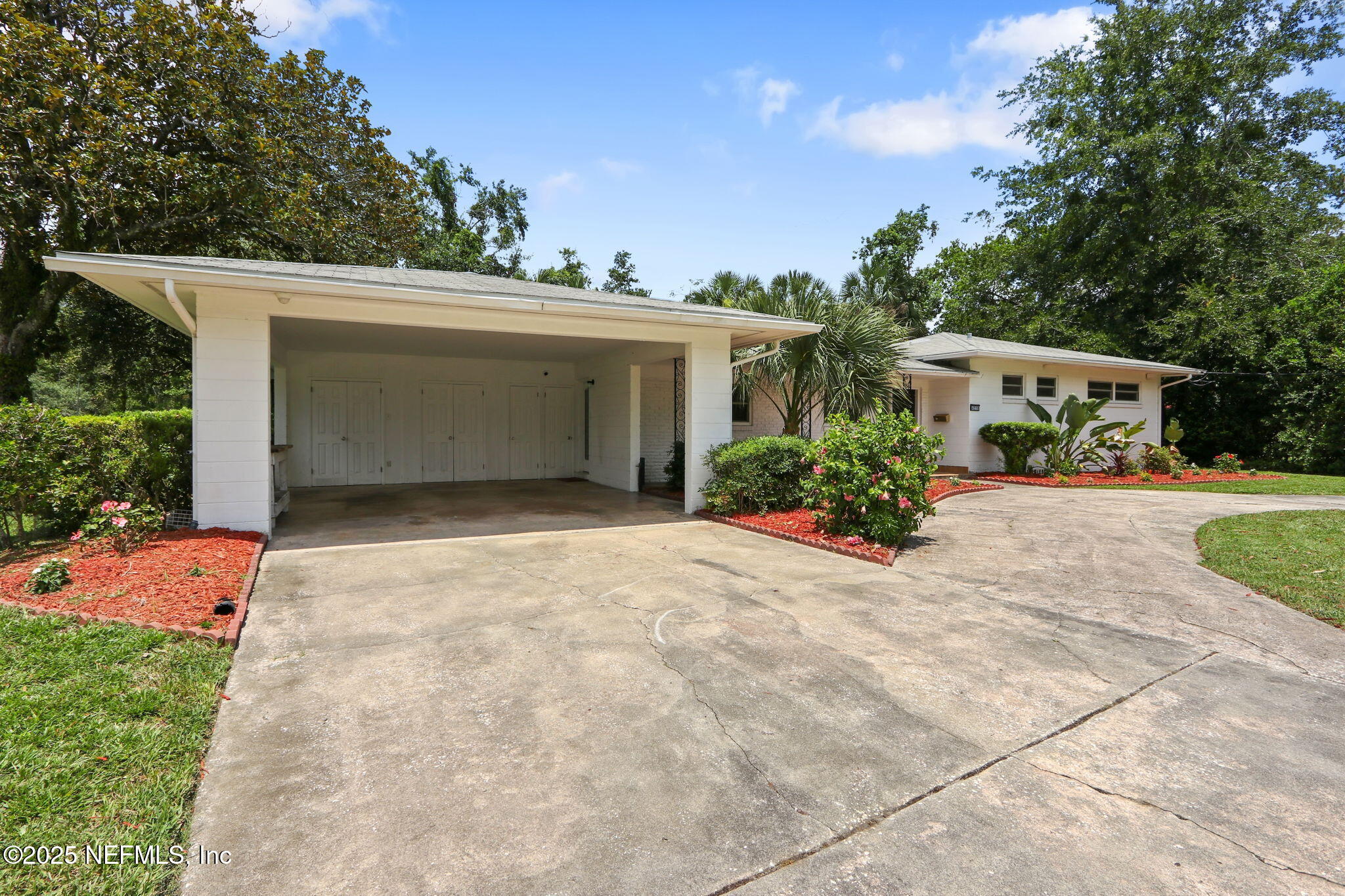4218 KINGS Court