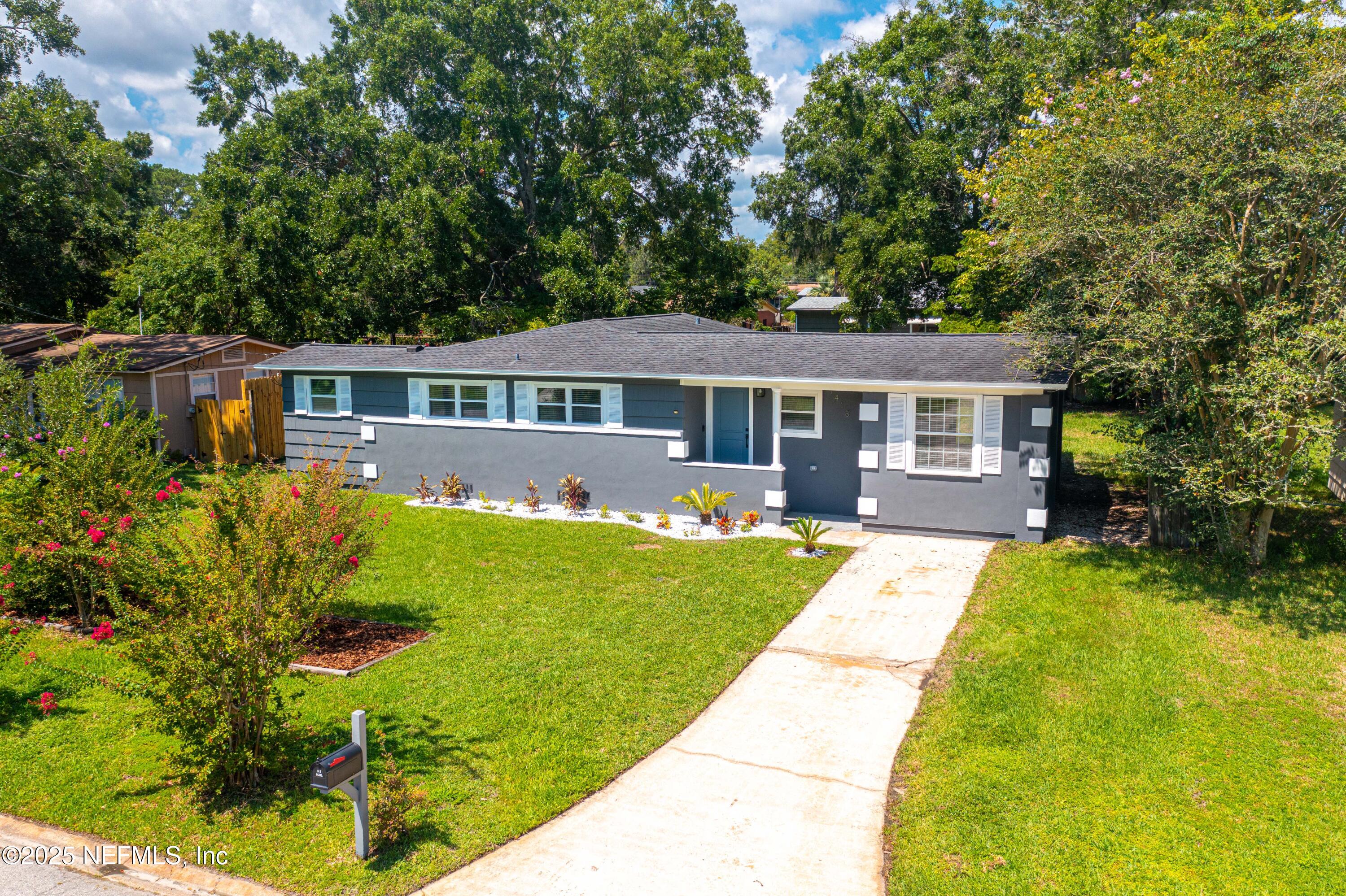 7418 WARNER Drive