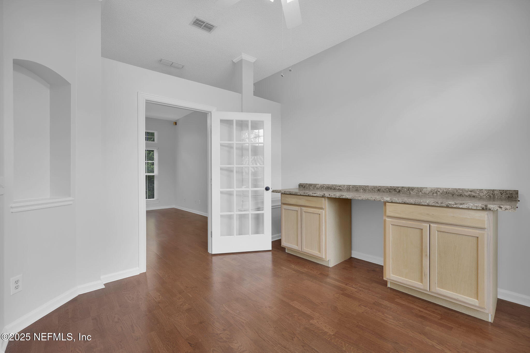 2702 TANYA Terrace