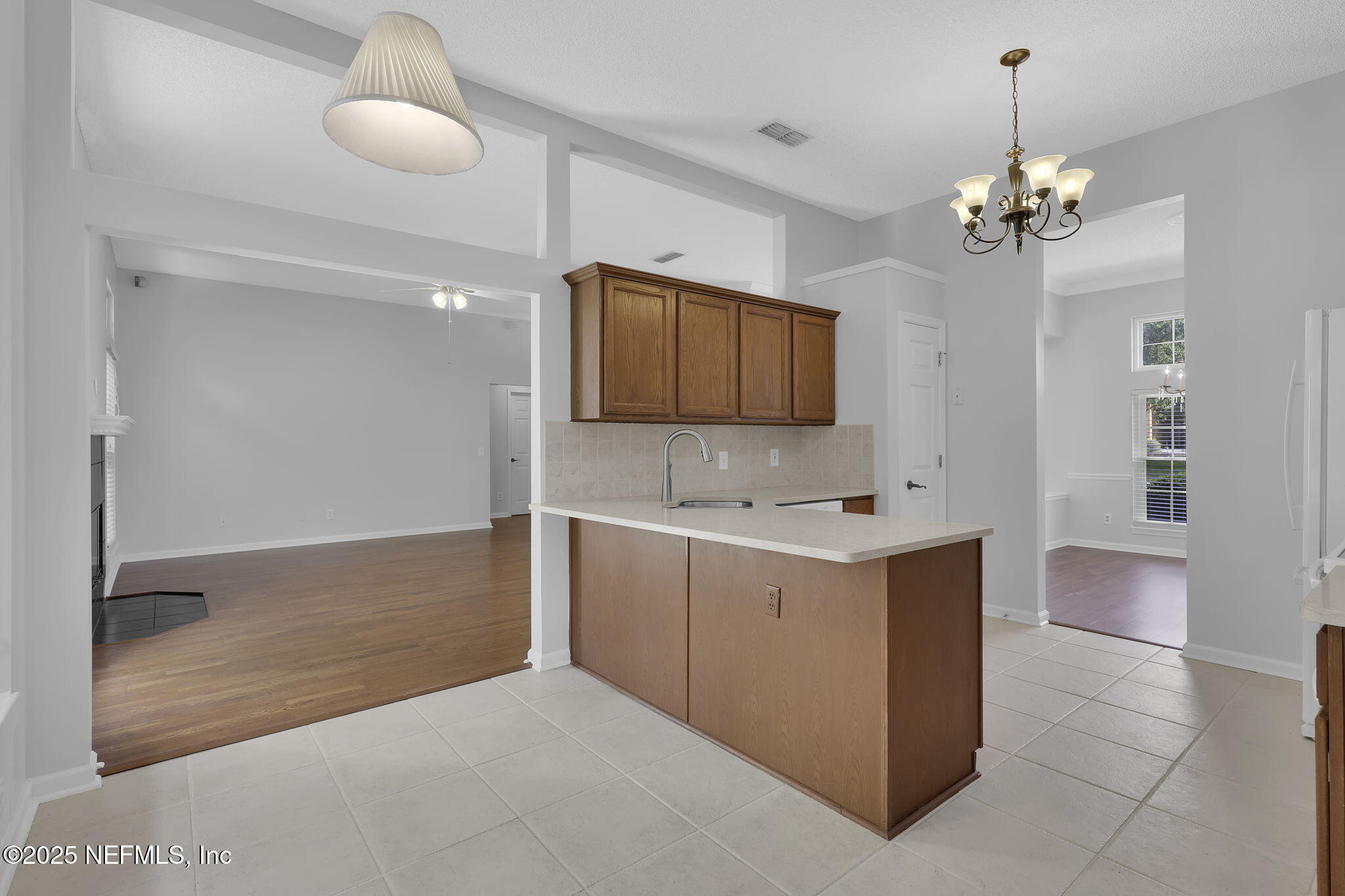 2702 TANYA Terrace
