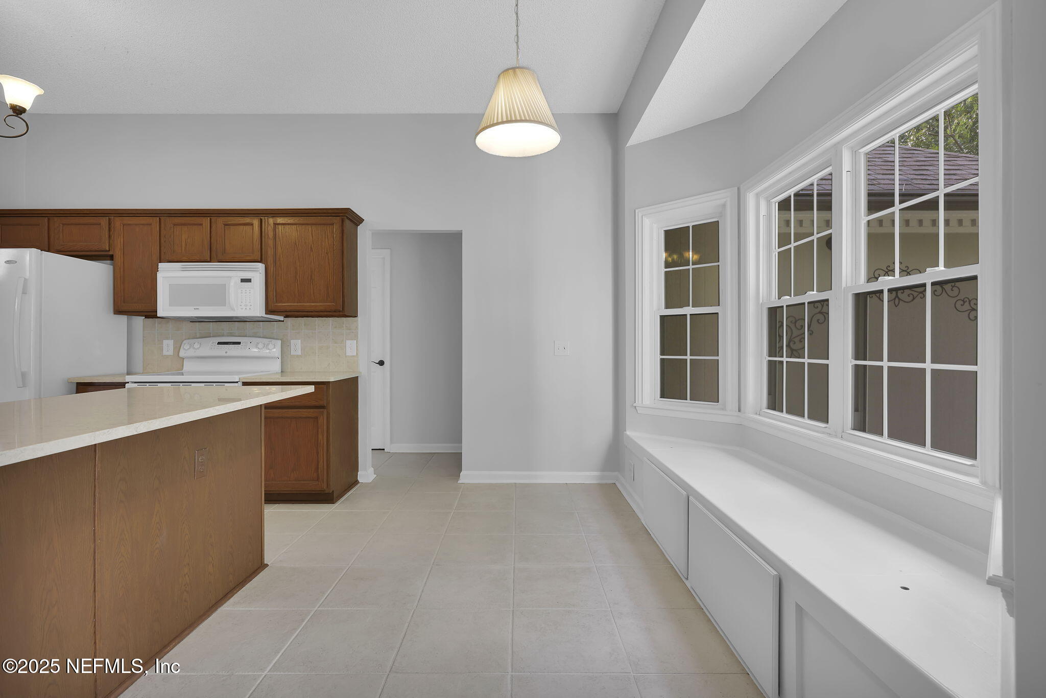 2702 TANYA Terrace