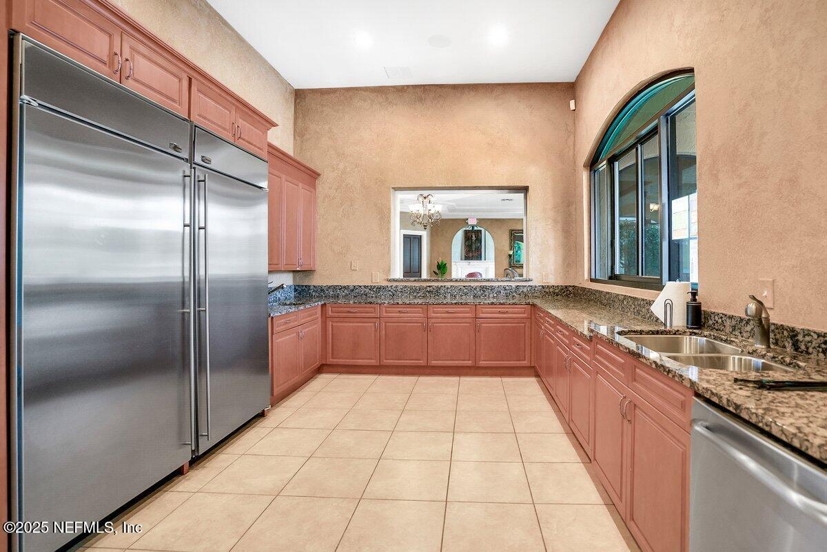 9745 TOUCHTON Road 2421