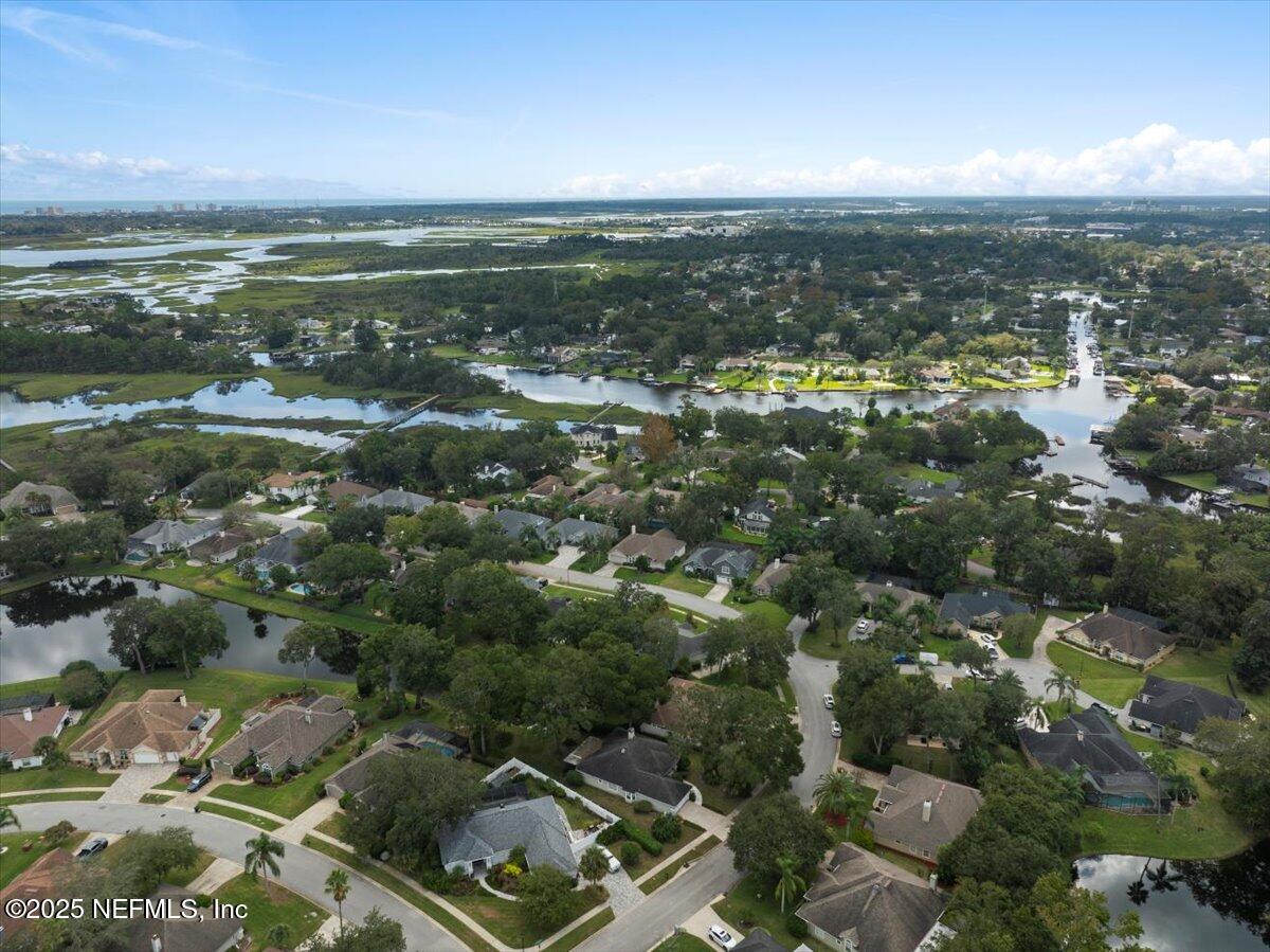 2182 SOUND OVERLOOK Drive W