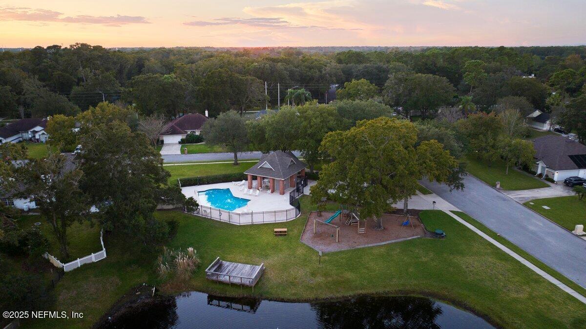 2182 SOUND OVERLOOK Drive W