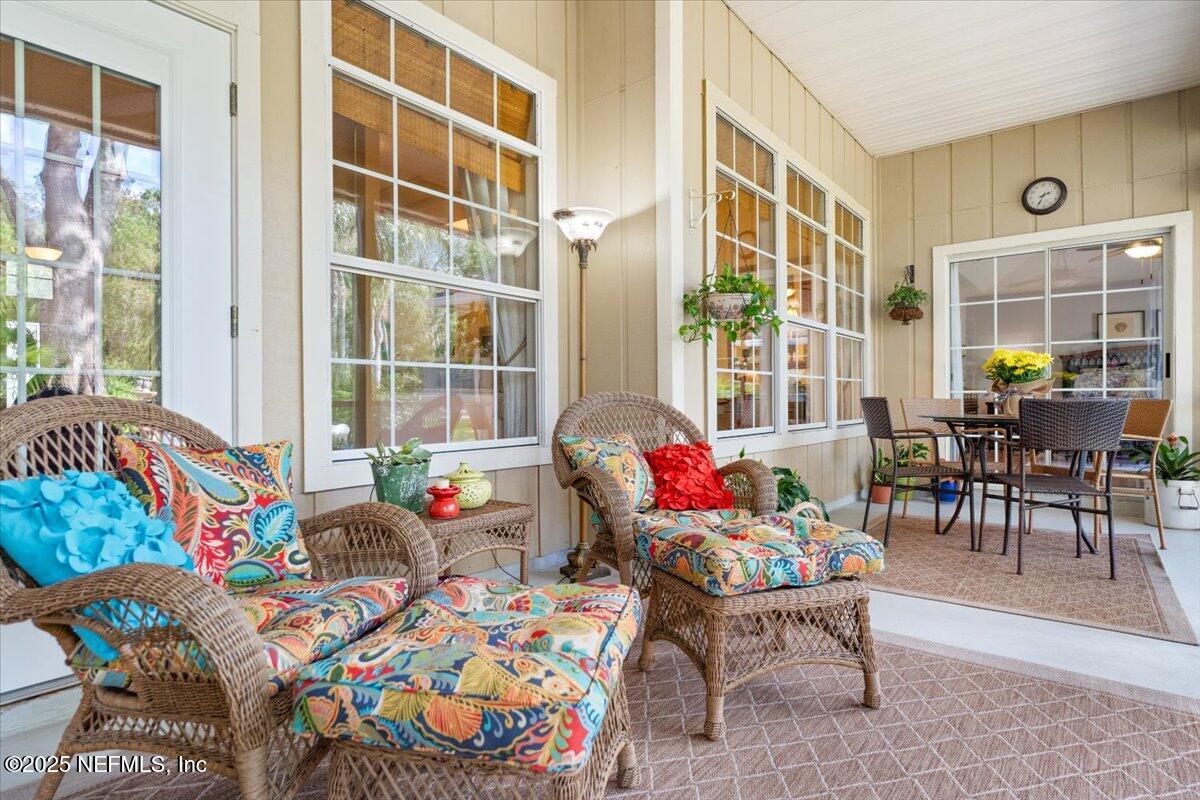 2182 SOUND OVERLOOK Drive W