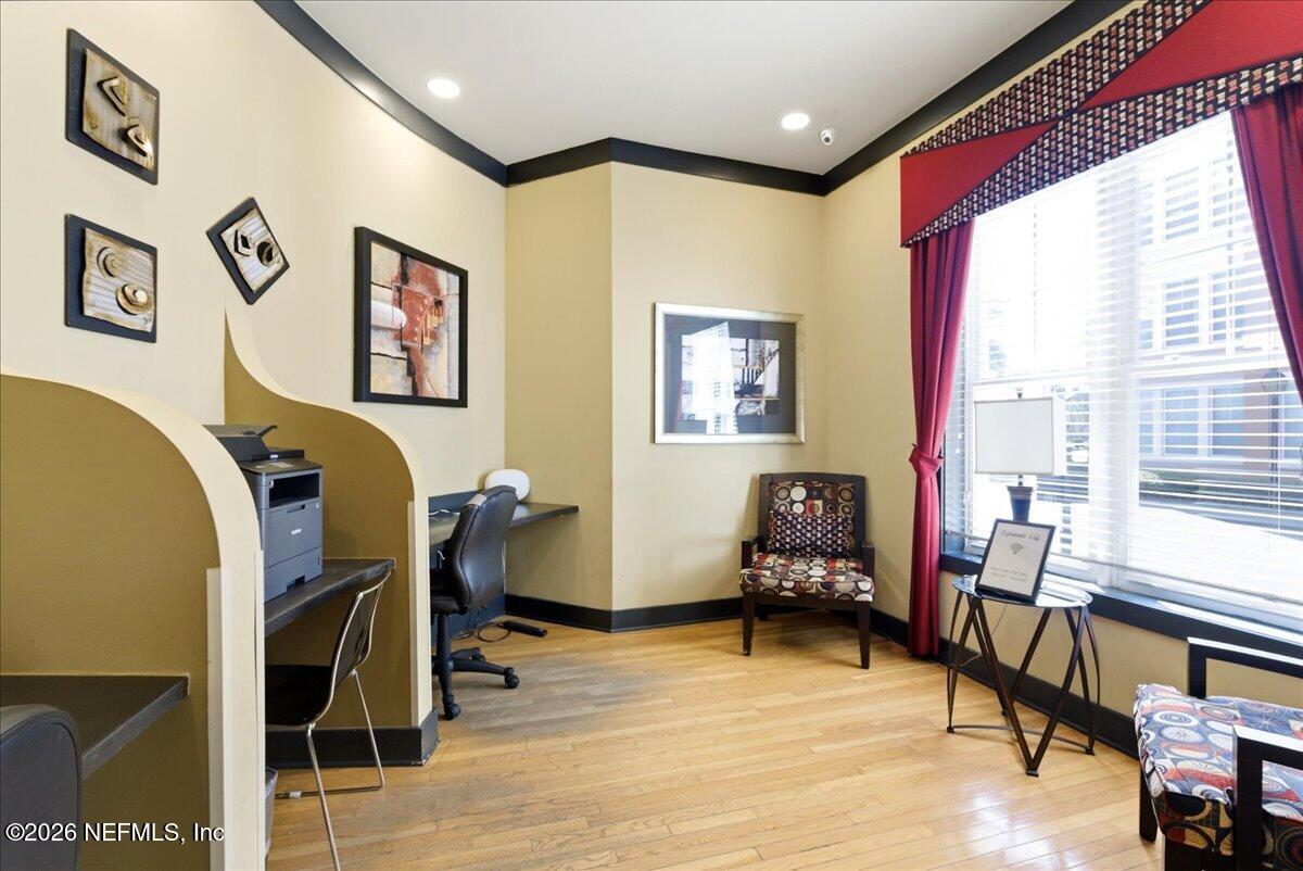 10435 MIDTOWN Parkway 262