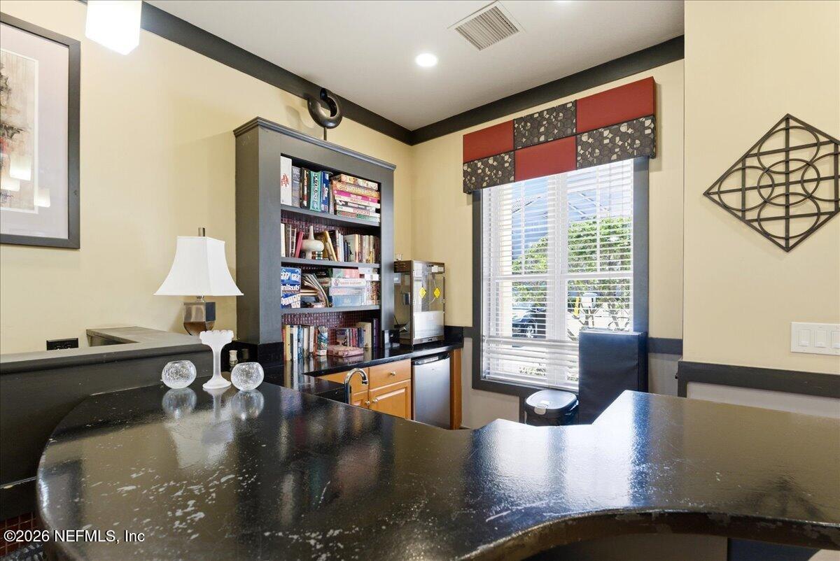 10435 MIDTOWN Parkway 262