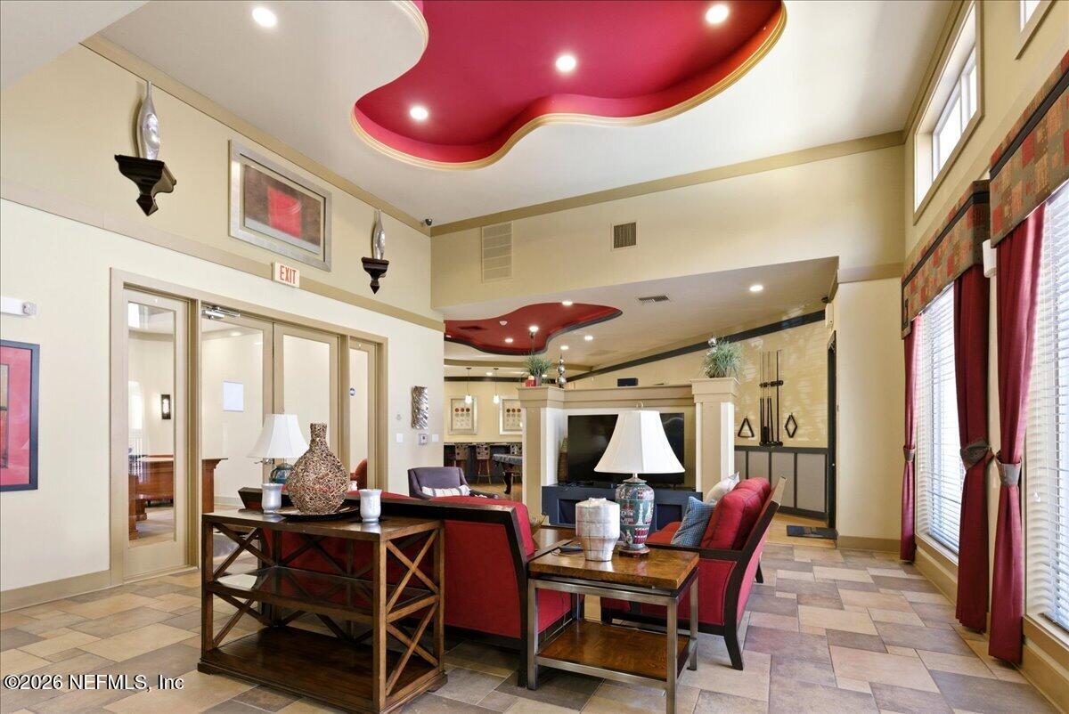 10435 MIDTOWN Parkway 262