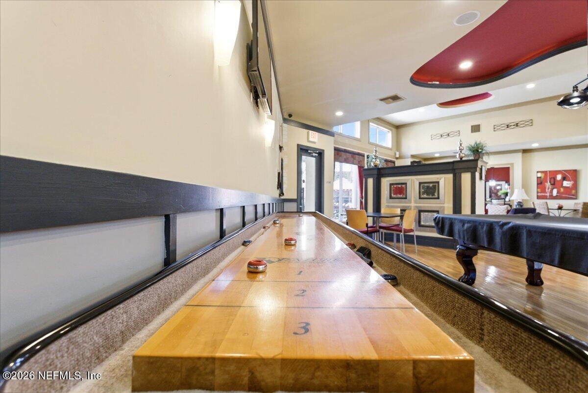 10435 MIDTOWN Parkway 262