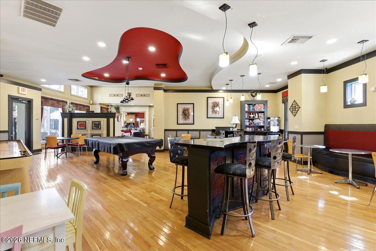 10435 MIDTOWN Parkway 262