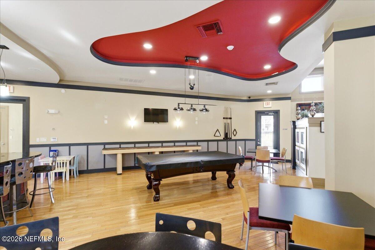 10435 MIDTOWN Parkway 262