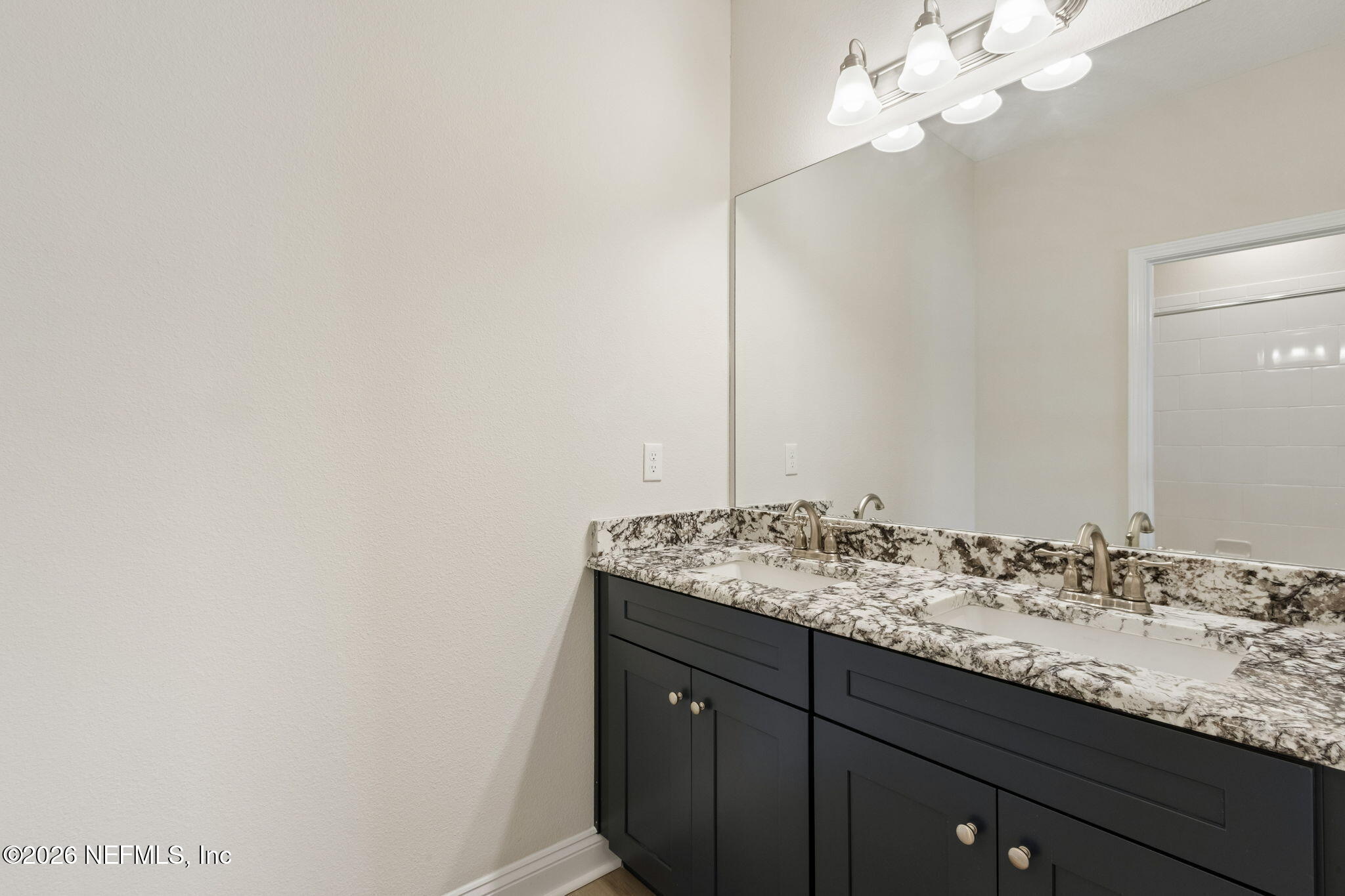 536 E KESLEY Lane, St. Johns