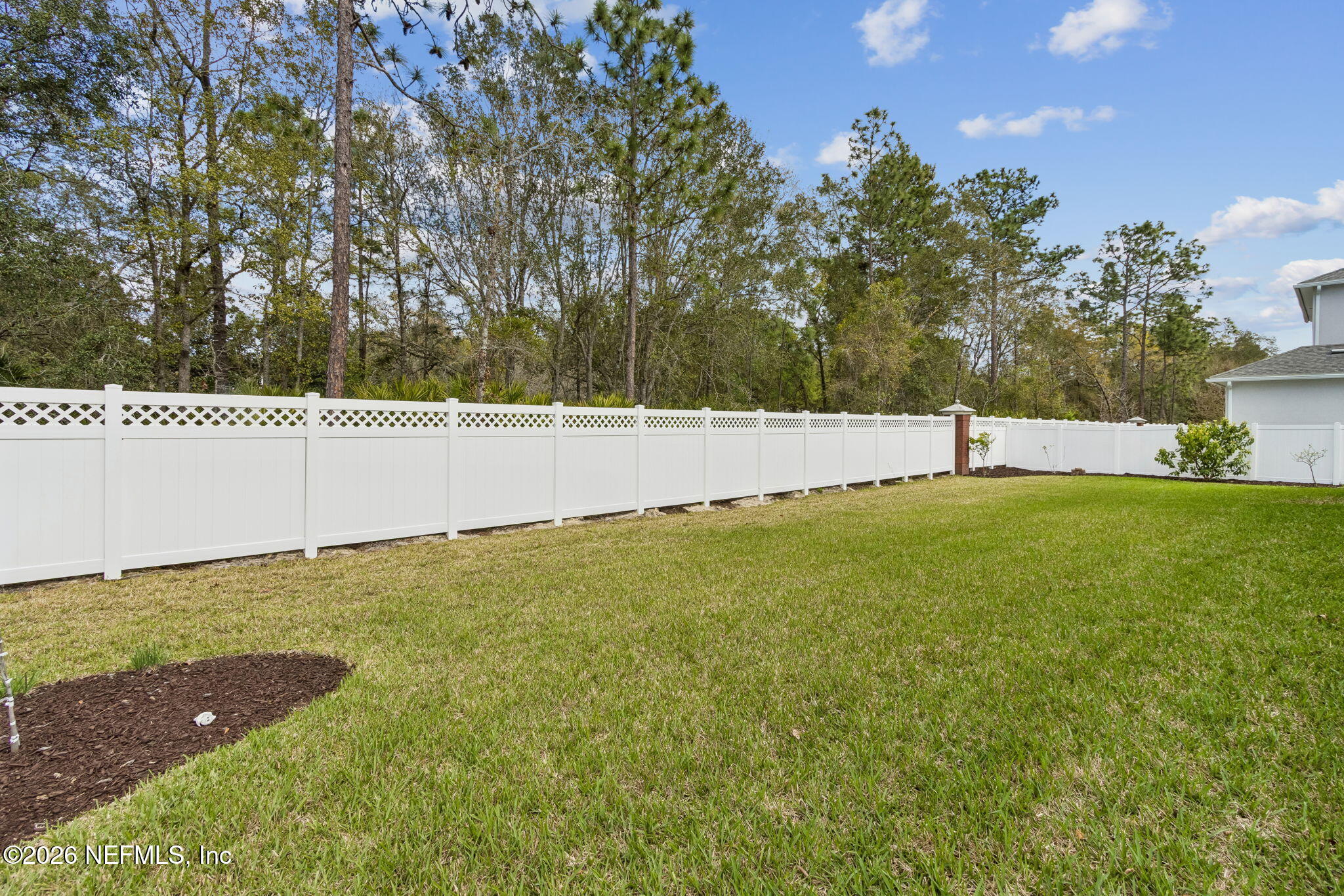 536 E KESLEY Lane, St. Johns