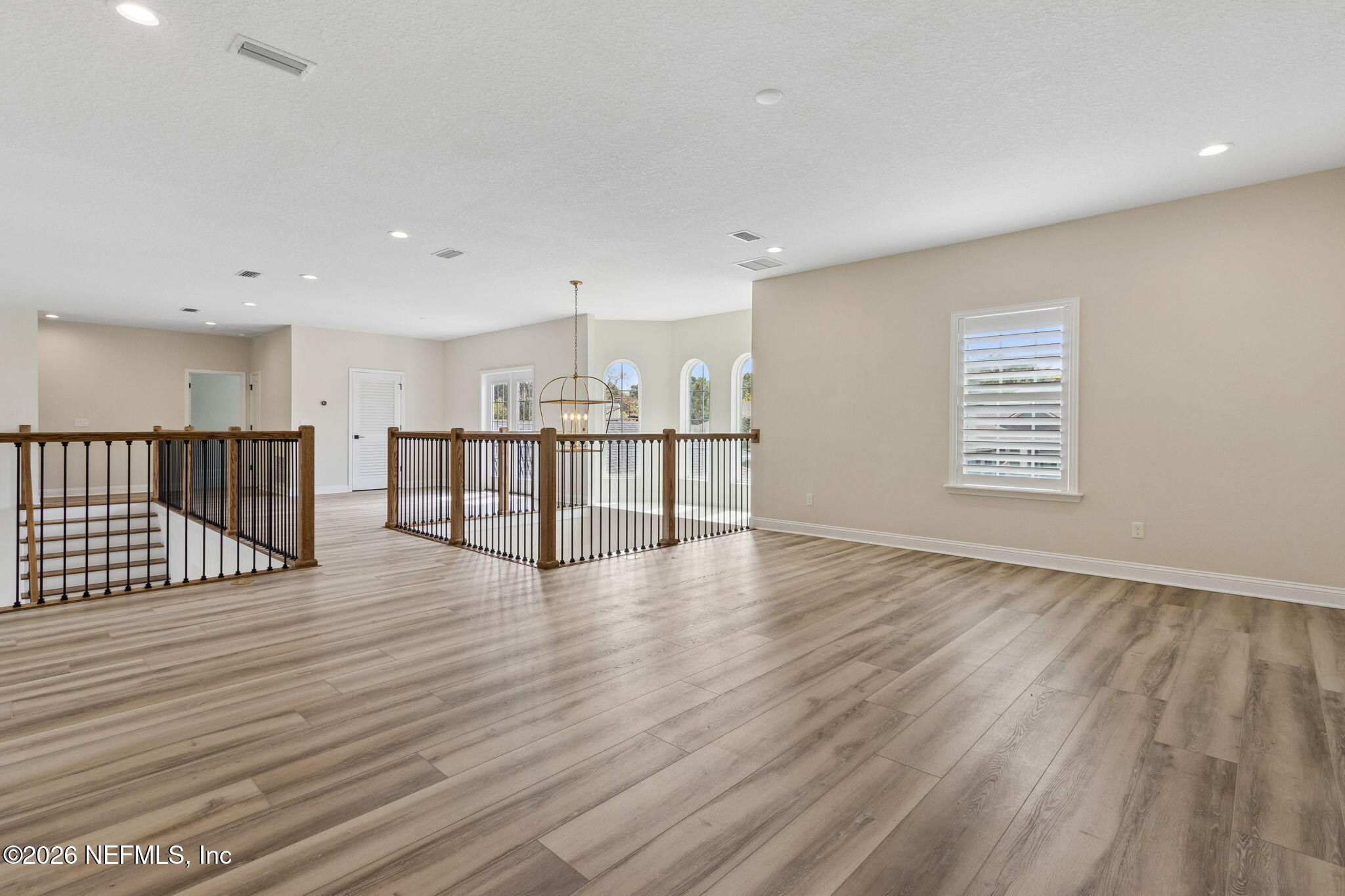 536 E KESLEY Lane, St. Johns
