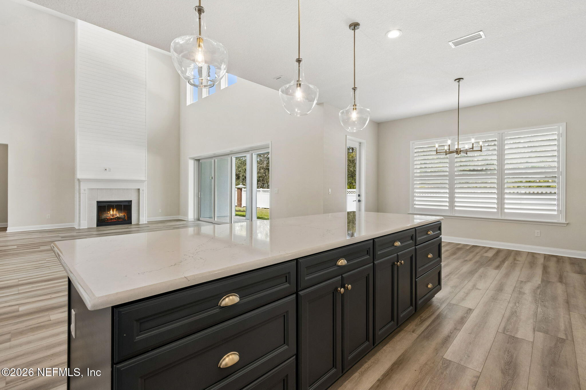 536 E KESLEY Lane, St. Johns